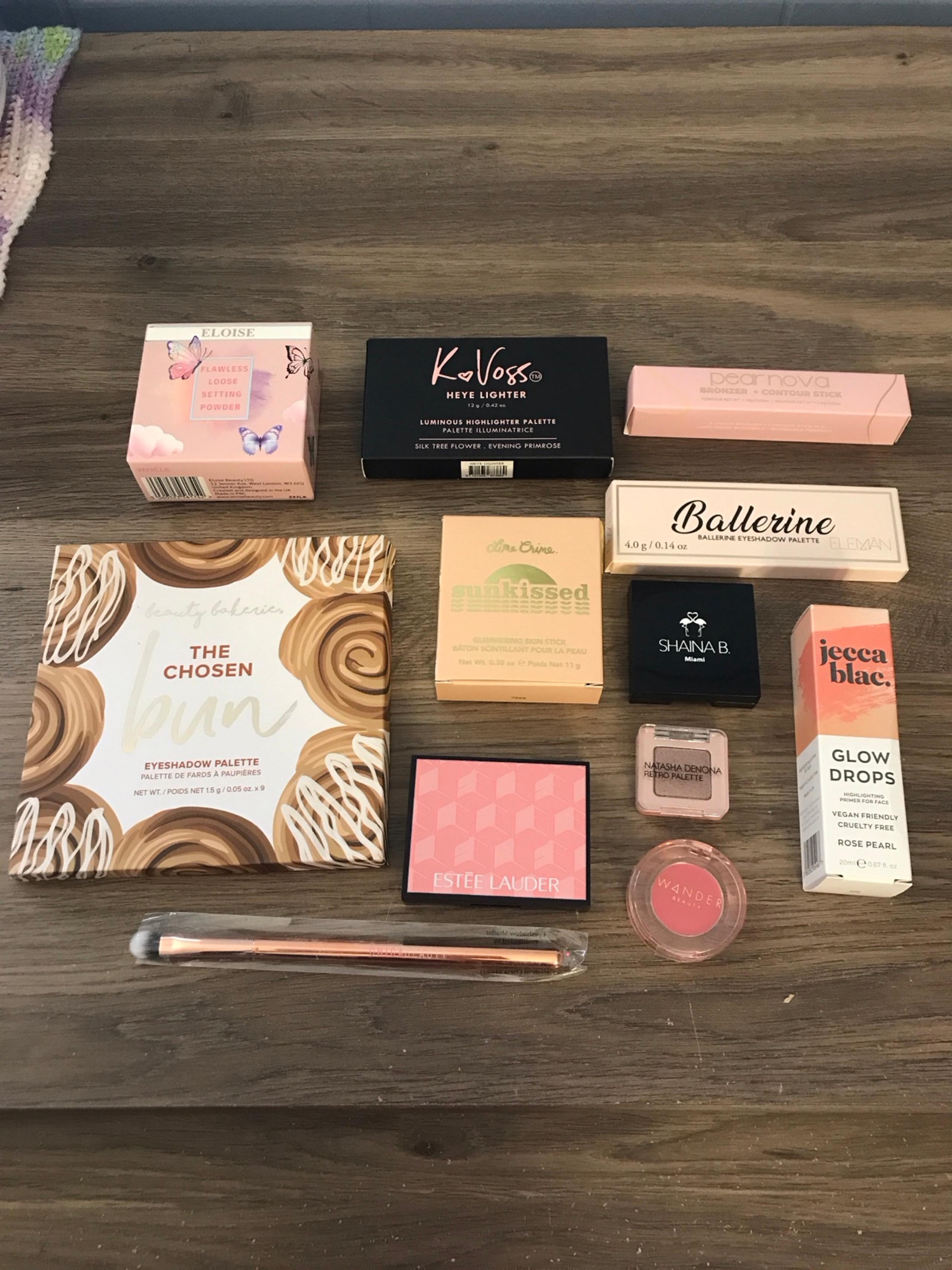 Makeup, Eyeshadow, Blush, Highlighter bundle
