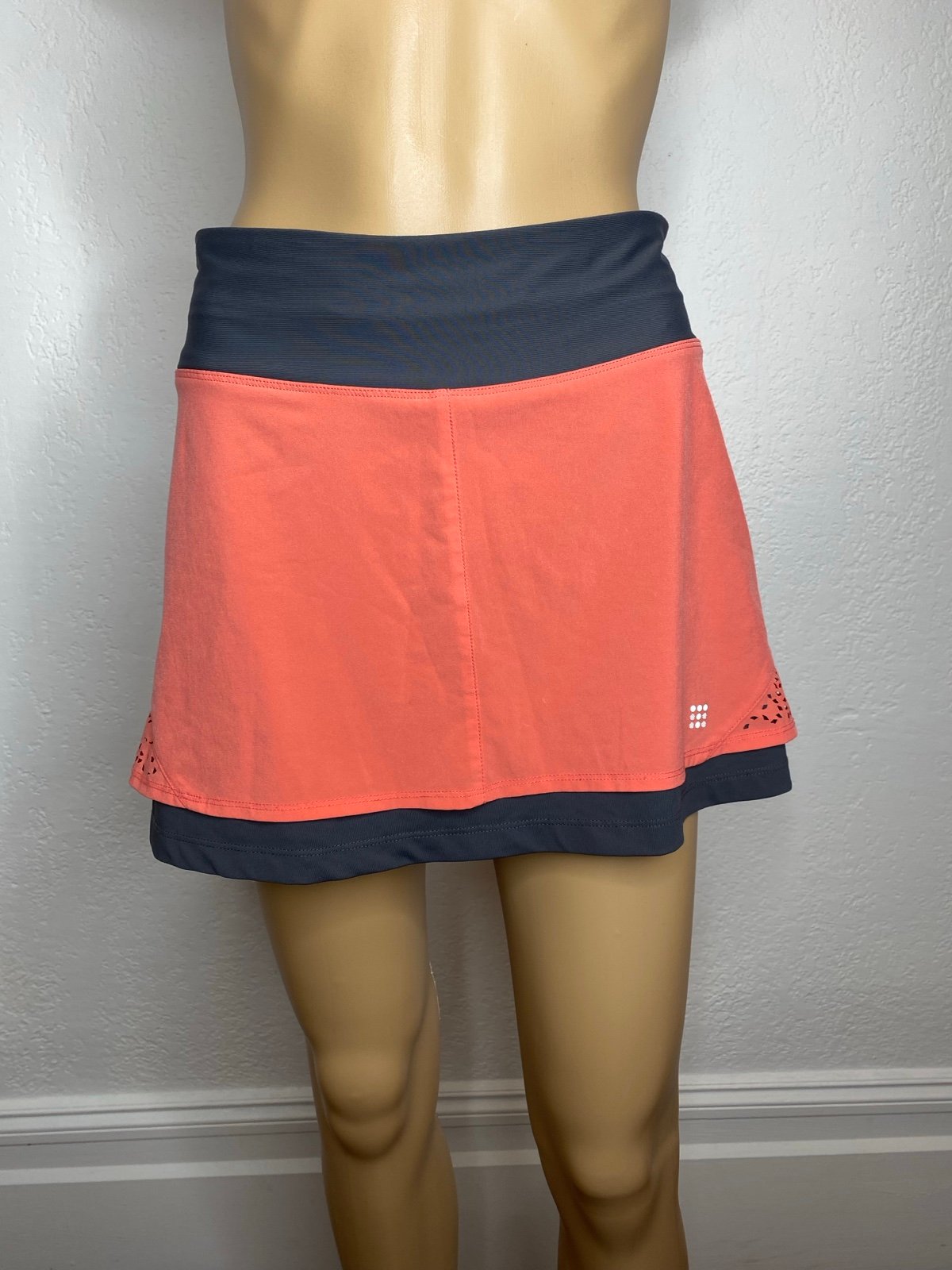 Title Nine Nimblene Skort Skirt Short Women’s Size S Orange/Gray Eyelet