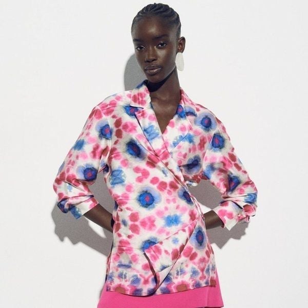 Zara Flowy Printed Blazer