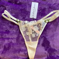 For love and lemons sweetheart off white panty Thong L large new VS