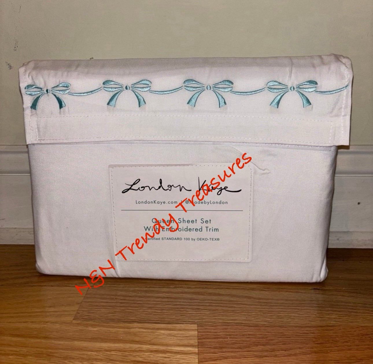 London Kaye Bow Sheet Set Size QUEEN