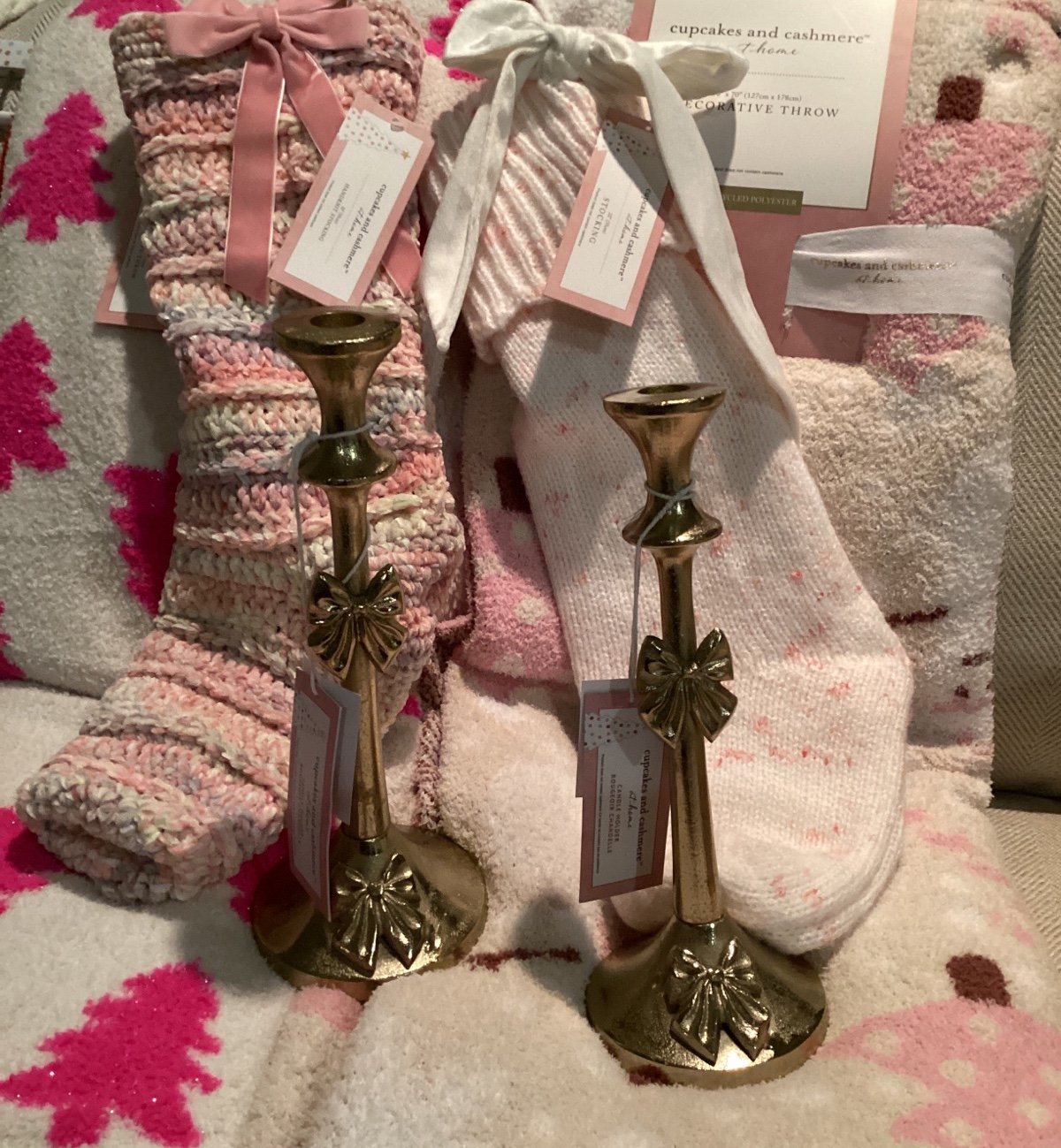 ❤️❤️Set of 2-cupcakes and cashmere candle holders NEW tallest ones