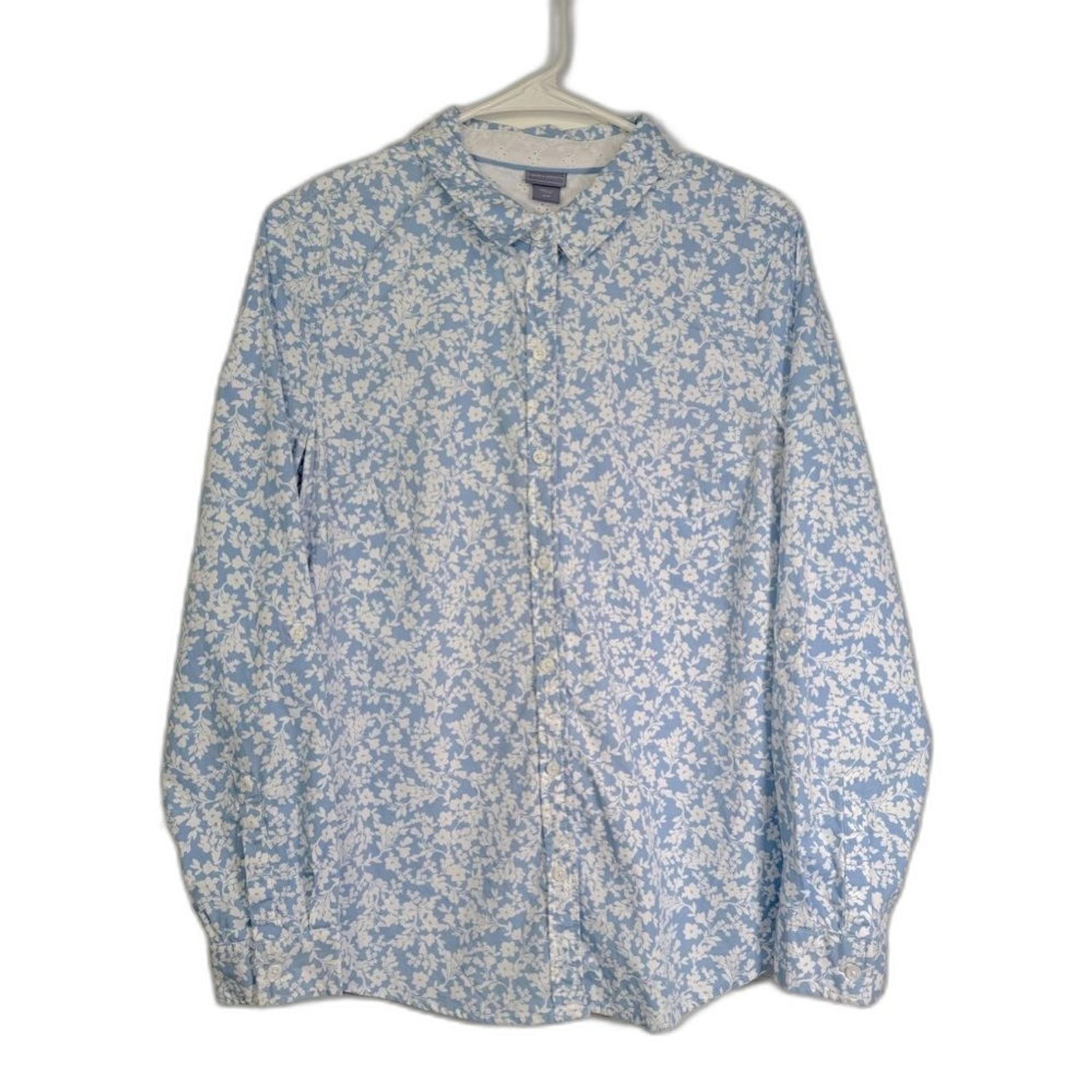 Laura Scott Light Blue/ White Floral Button-Down Shirt Size Medium Cottagecore