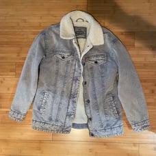Levi’s fleece lined denim jacket