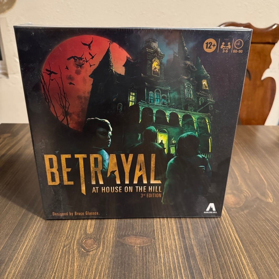 NIB Avalon Hill Hasbro Gaming Betrayal at the house on the hill 3rd Edition 2022