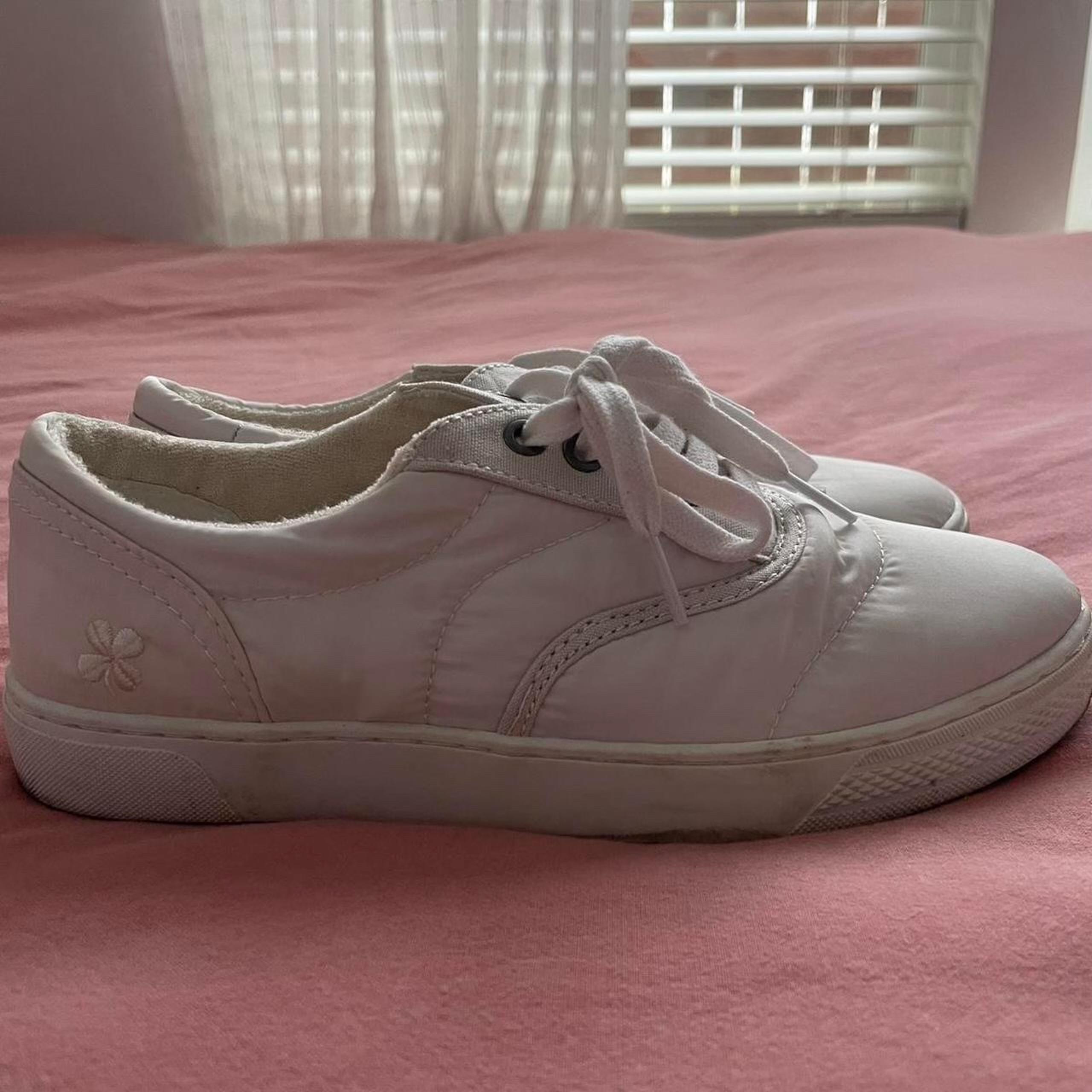 Lucky Brand Womens Puff Sneakers Size 8 No major stains, no tears  Puff materi
