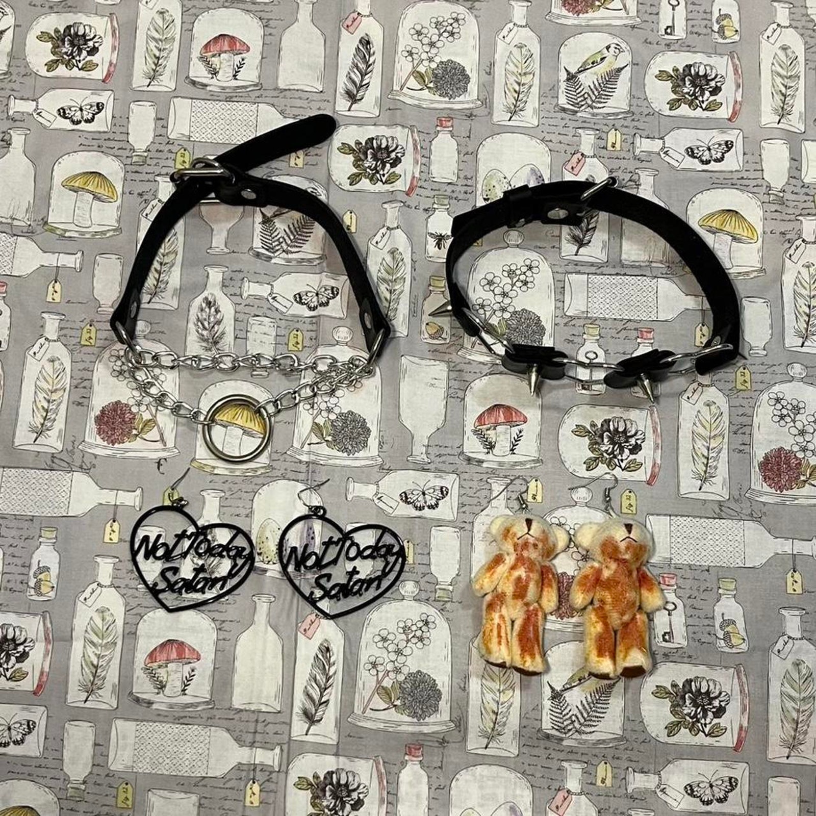 Jewelry bundle of four