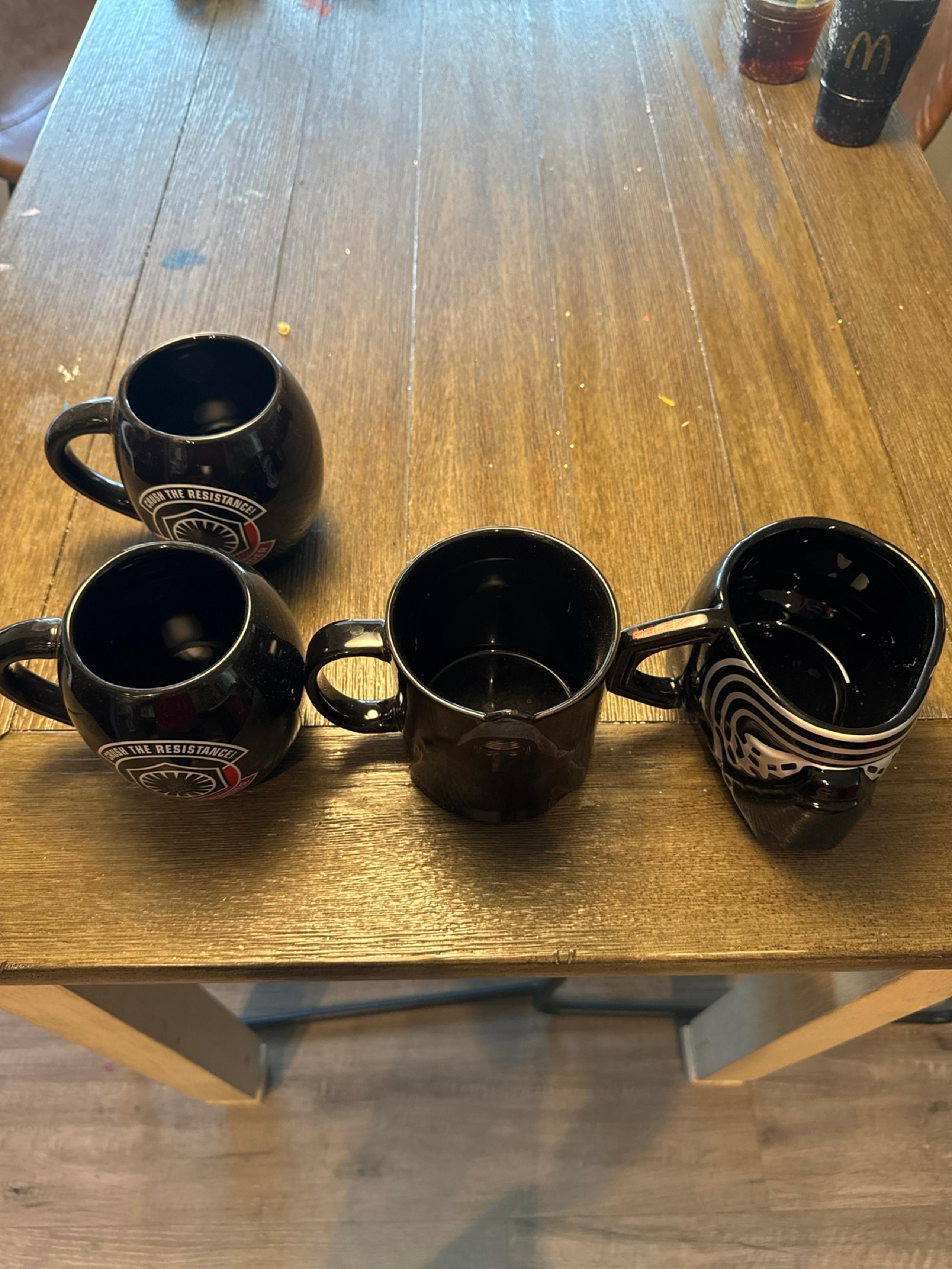 4 Vandor Star Wars Kylo Ren crush the resistance coffee mugs
