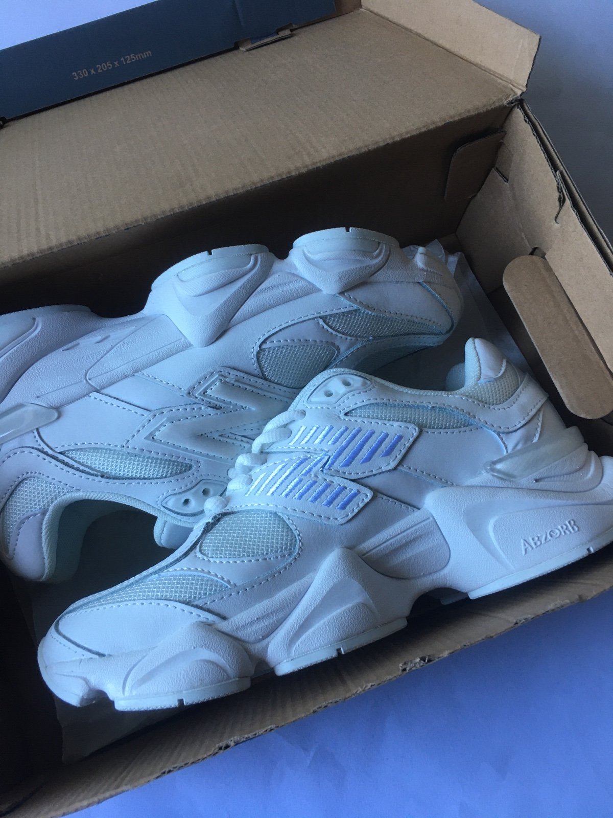 New Balance 9060