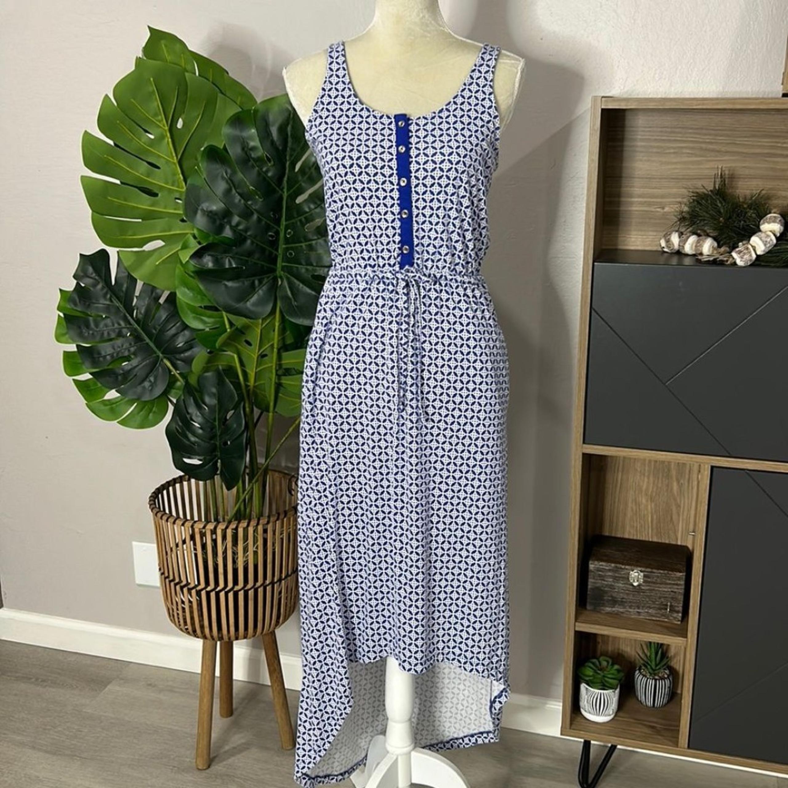 Gap • 1/4 button down high low maxi dress