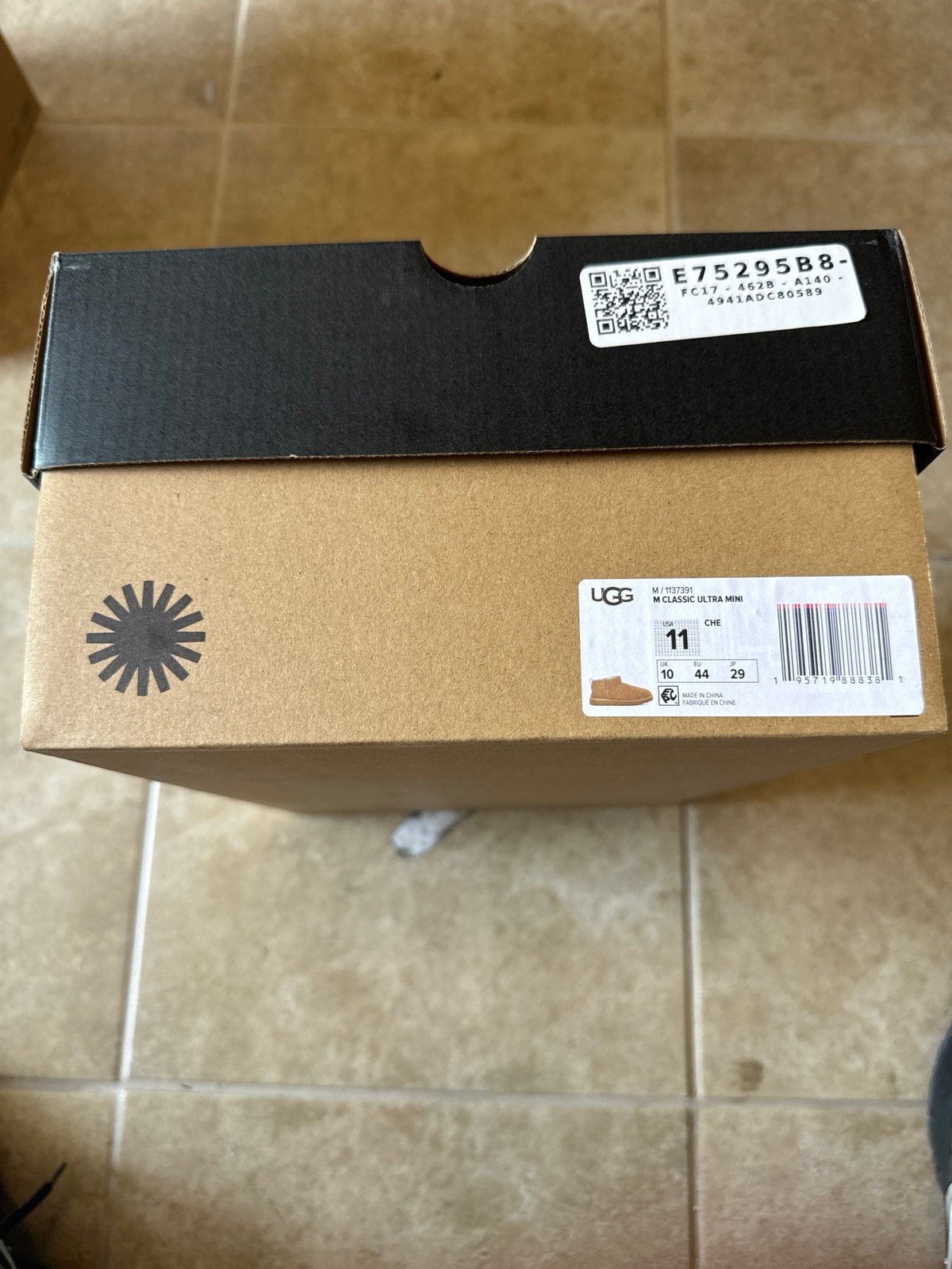 Ugg classic ultra mini size 11