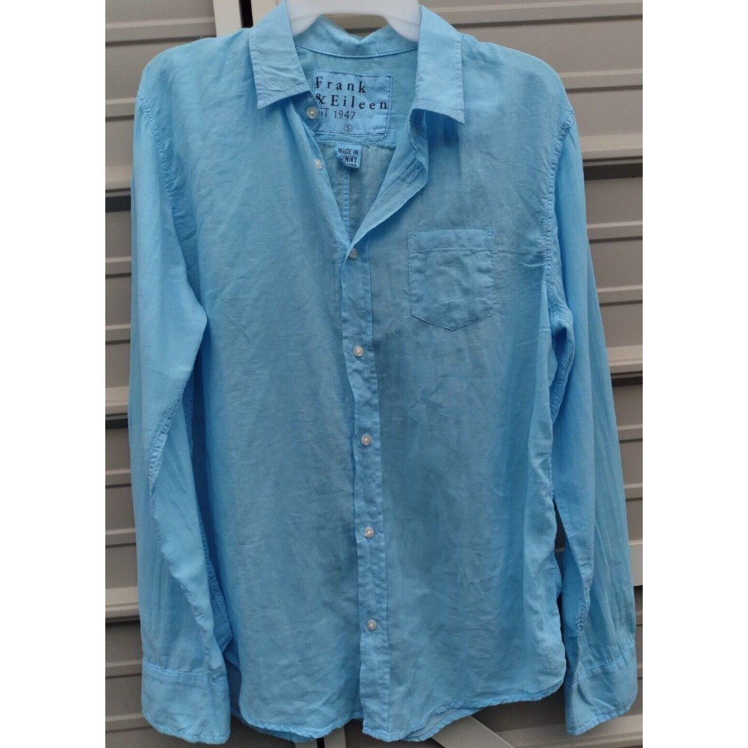 Frank & Eileen Shirt Women's Small Pale Blue Made in Sunny California