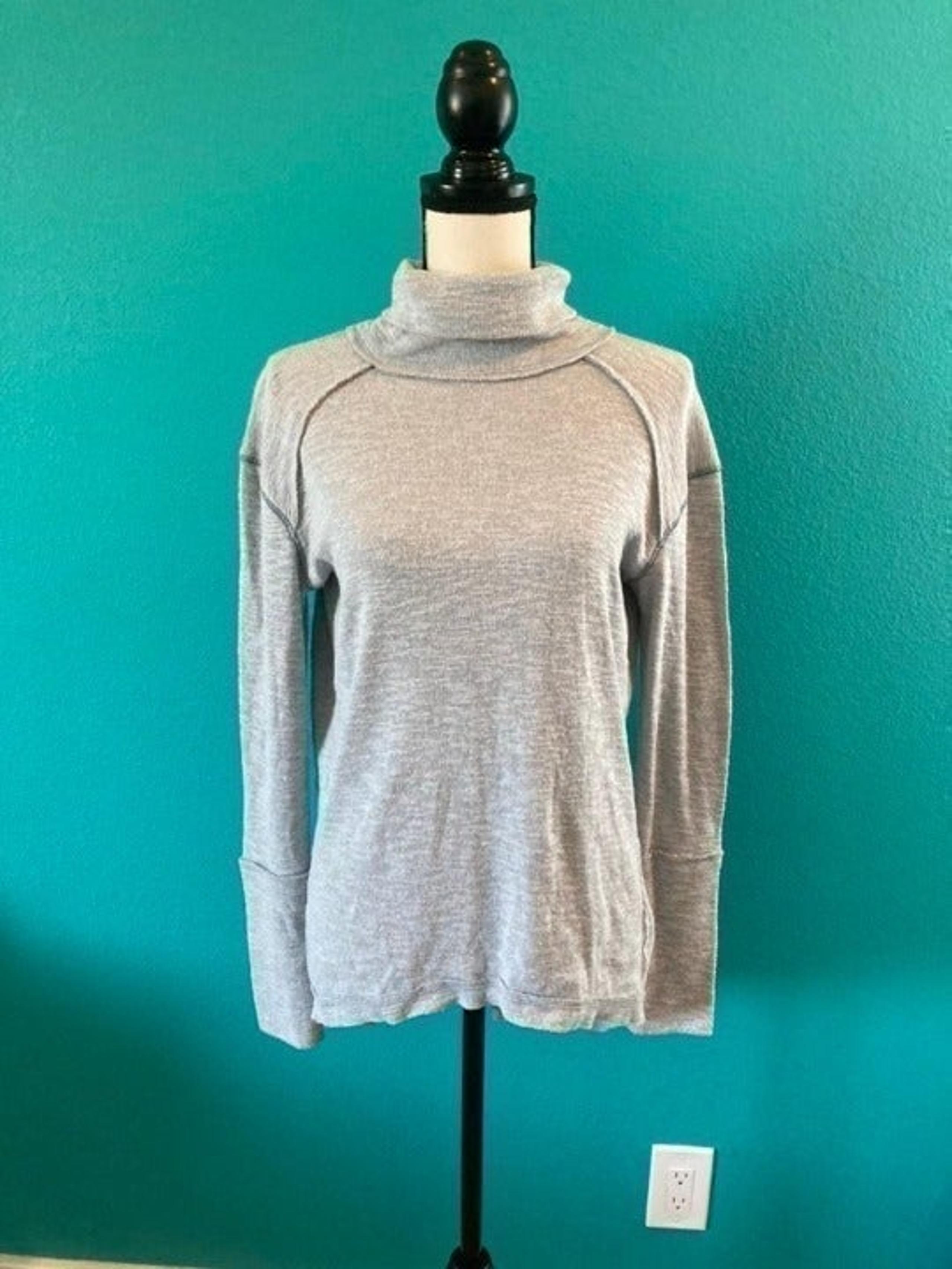 We the free free people Turtleneck