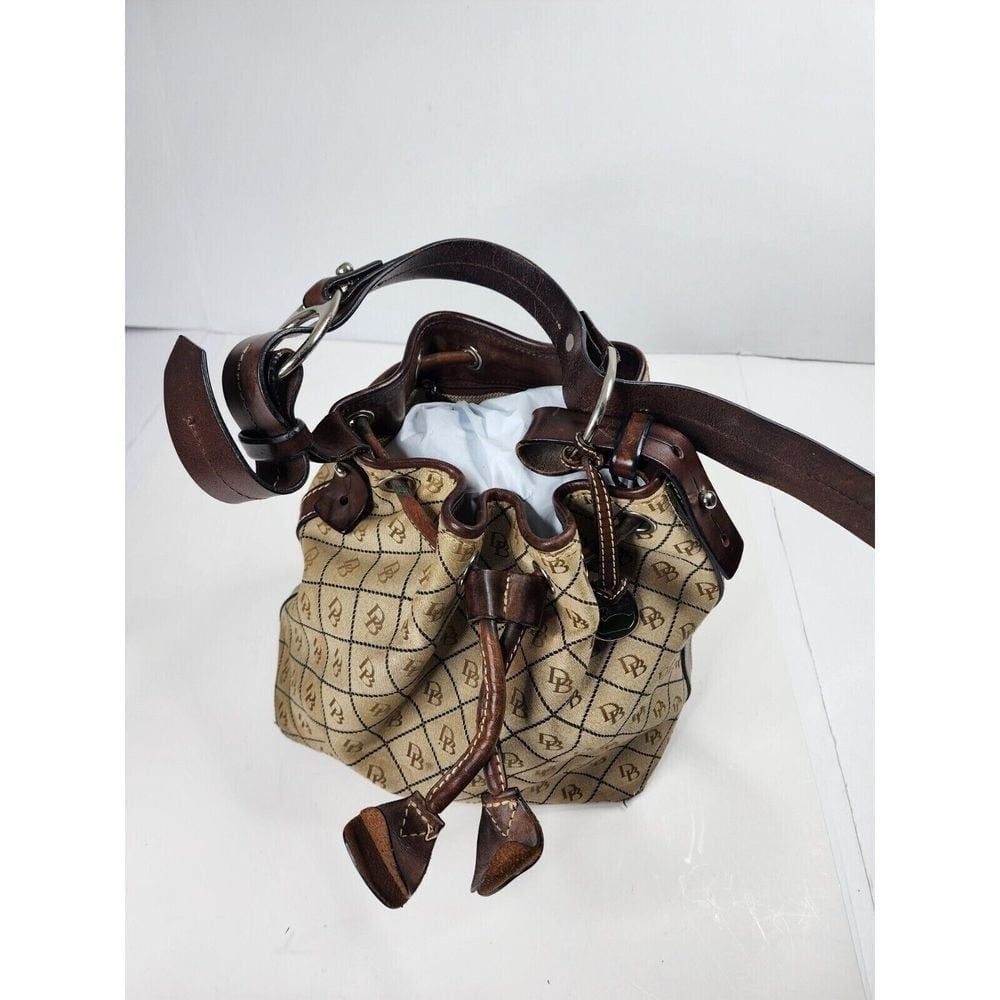 Vintage Dooney And Bourke Canvas Drawstring Shoulder Bag Purse J1393495 Womens