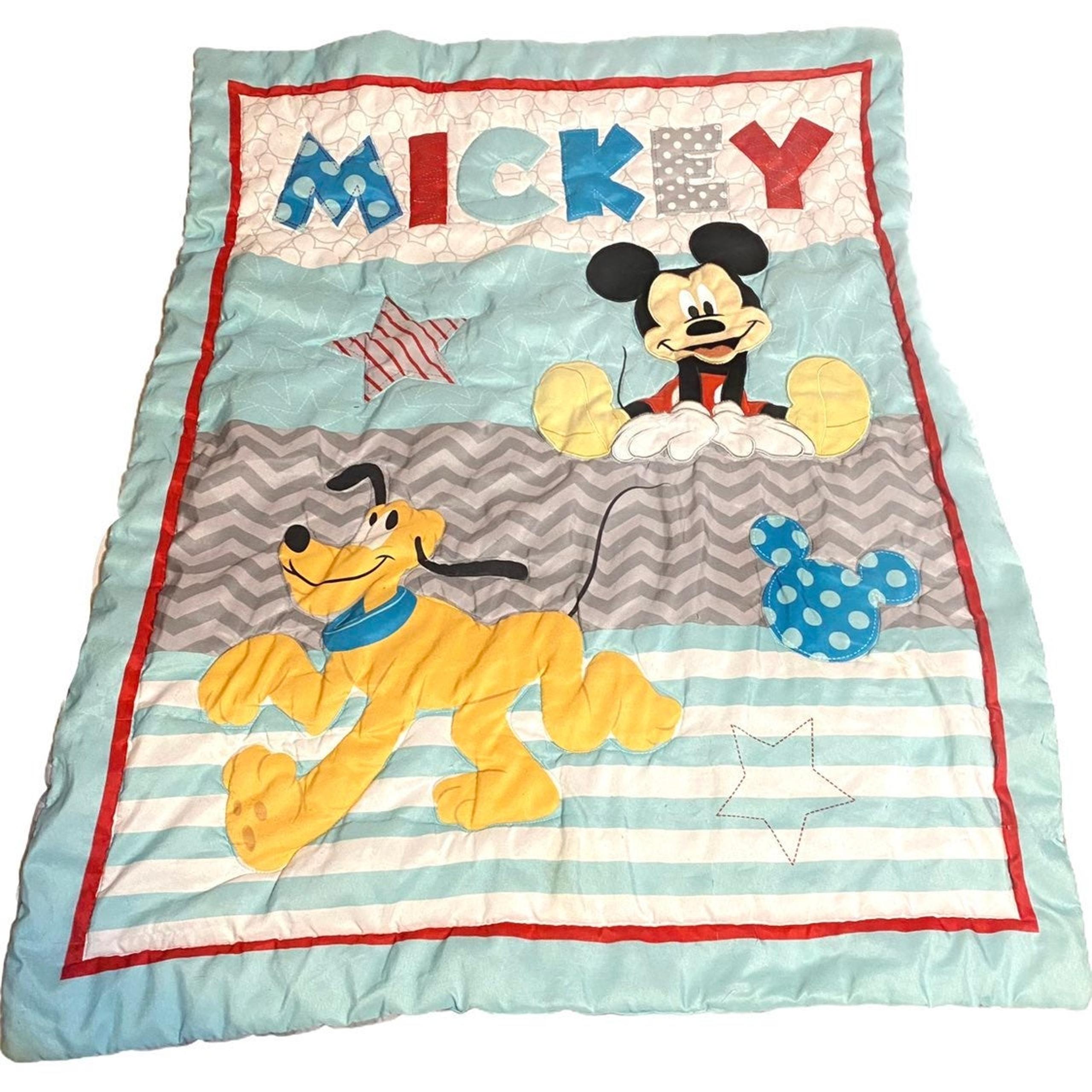 Disney Mickey Mouse & Pluto Baby Quilt