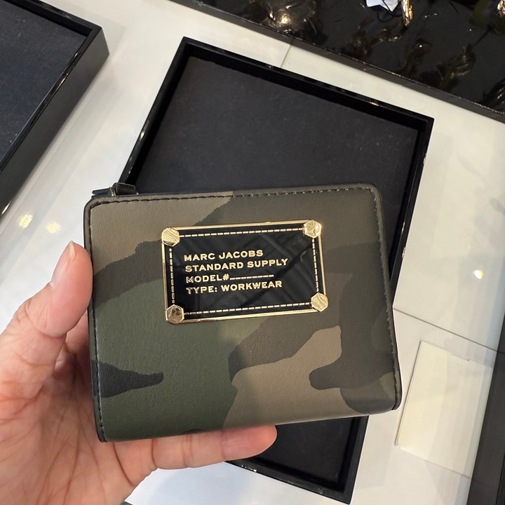 Marc Jacobs 4S5SMP004S02 Leather Mini Compact Wallet In Camo Multi