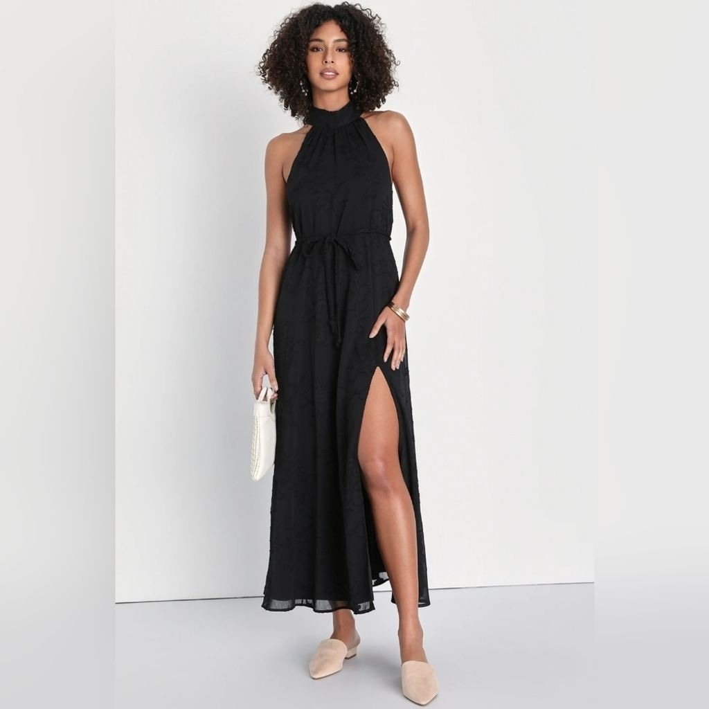 Lulu's Black Jacquard Halter Maxi Dress Size XL=14/16