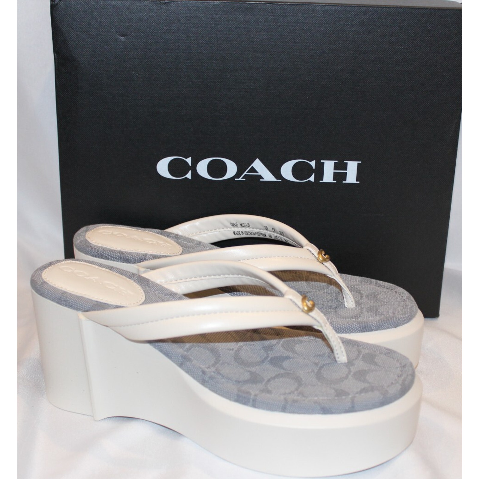 COACH SIGNATURE JACQUARD FRANKI THONG FLIP FLOP SANDALS NIB CHALK SZ 9