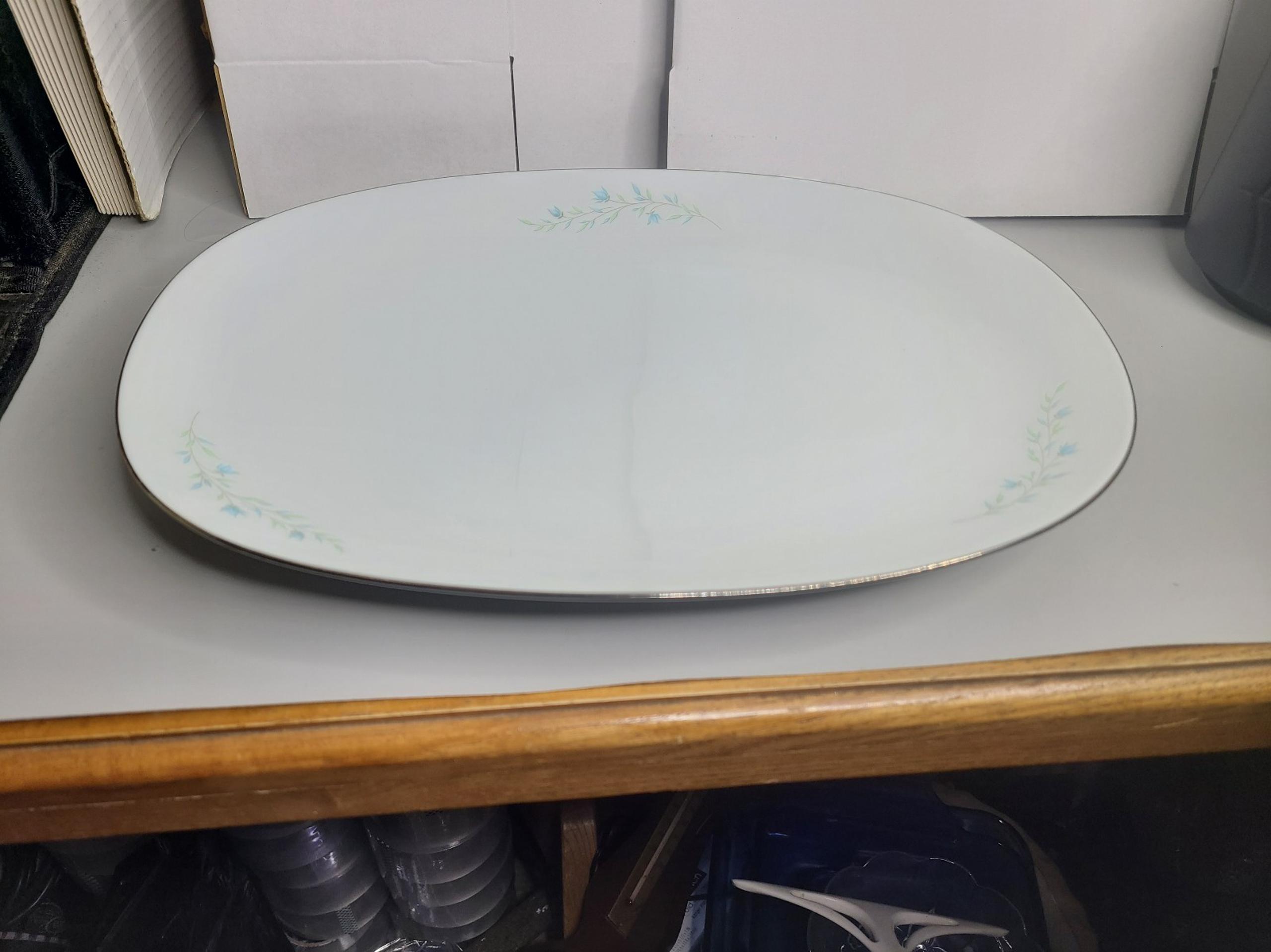 NORITAKE TILFORD  Fine CHINA 13 3/8" SERVING PLATTER