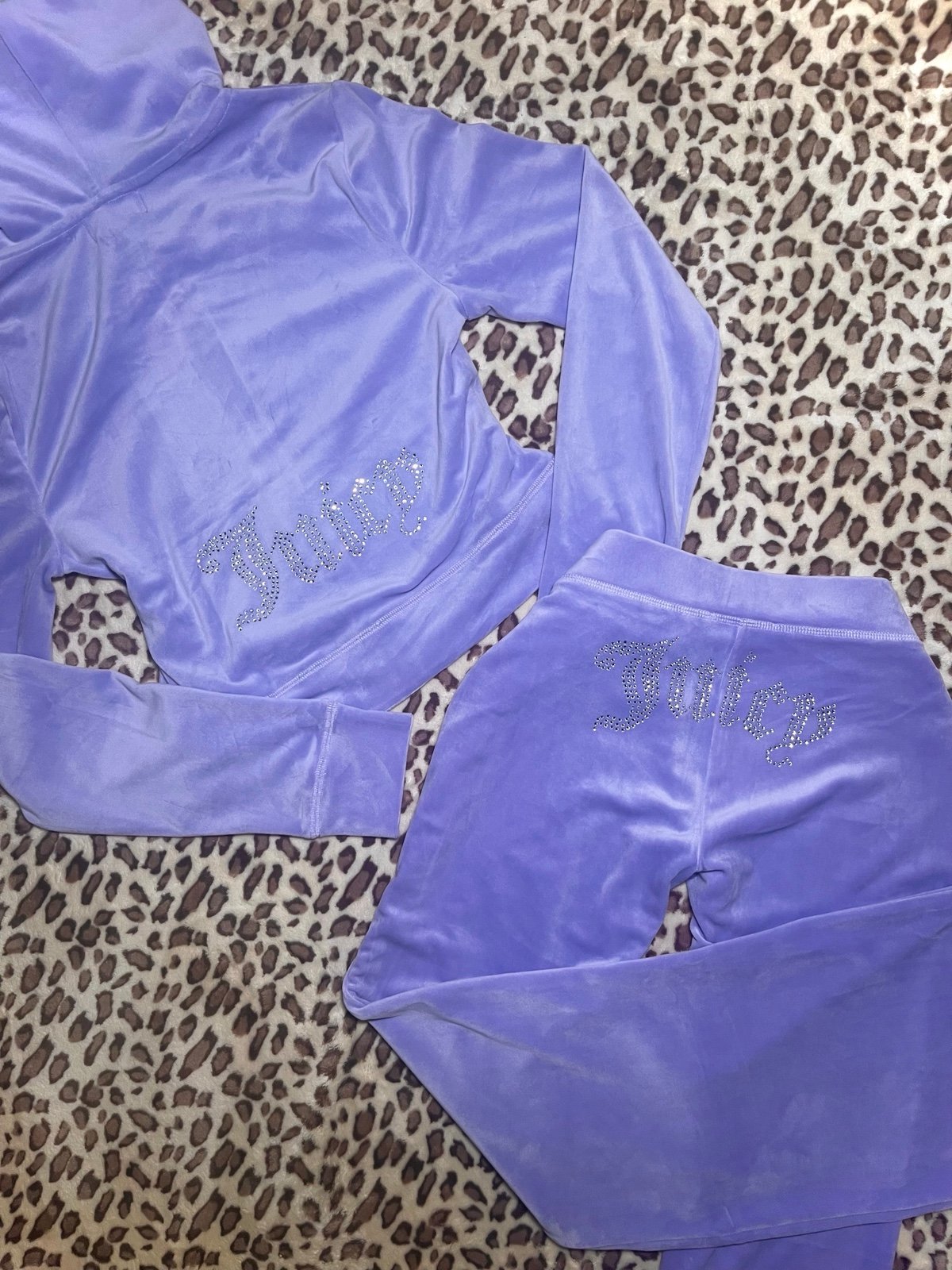 Juicy Couture Light Purple Lavender Freesia Velour Rhinestone Tracksuit