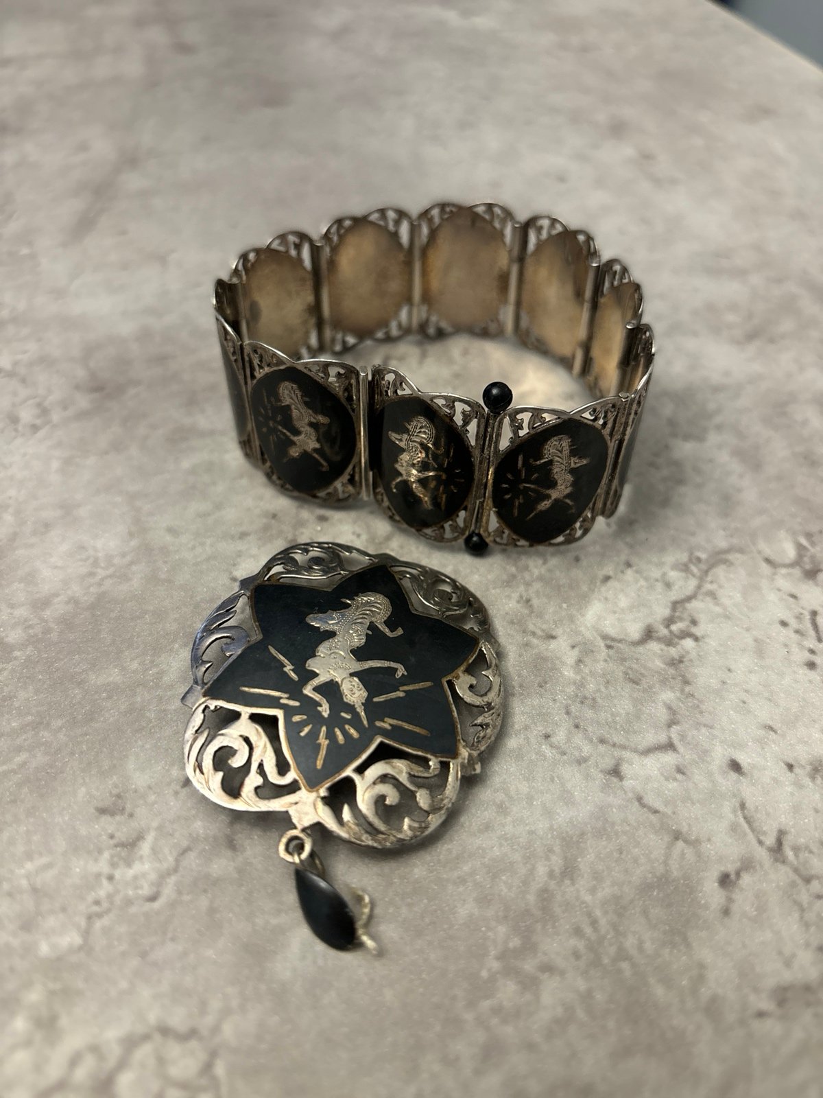 Vintage Siam Sterling Silver 925 Hinged Panel Khon Dancer Niello Brooch Bracelet
