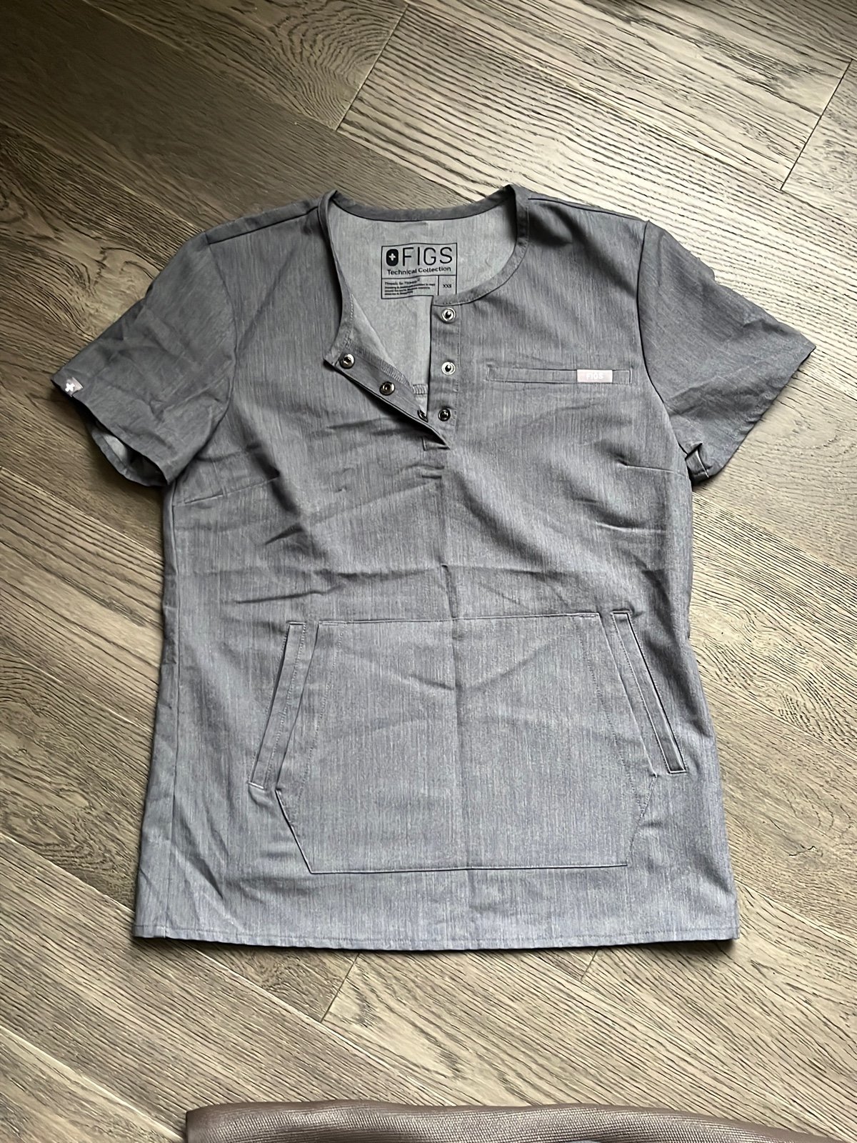 Figs graphite set arura top yola bottoms limited edition