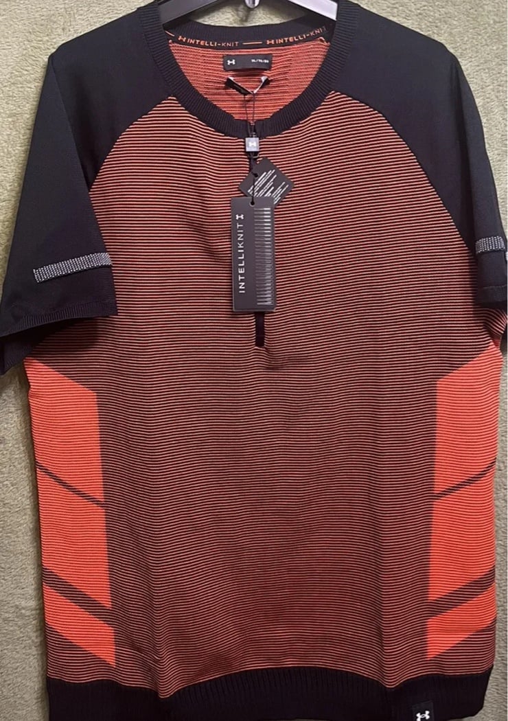 Under Amour 1366503 002 Men's Sz XL Red/Black IntelliKnit 1/4 Zip S/S Shirt 85