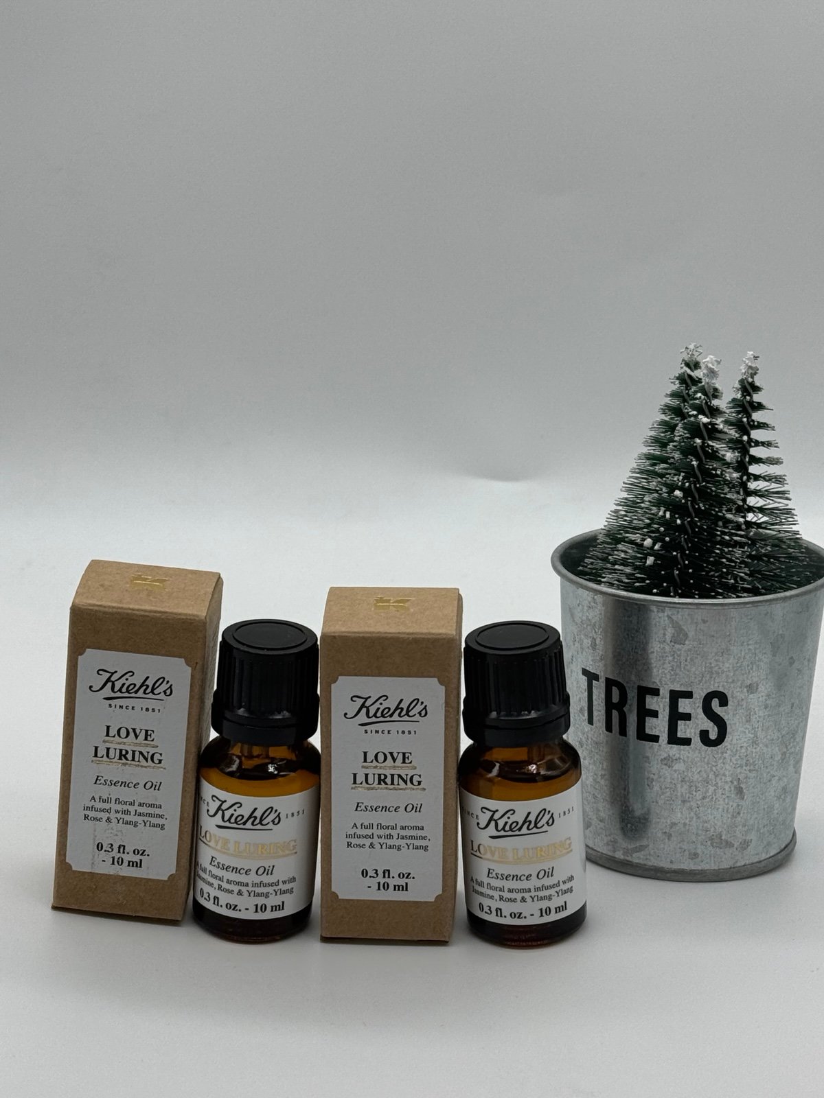 2 bottles Kichls LOVE LURING Essence Oil 10ml