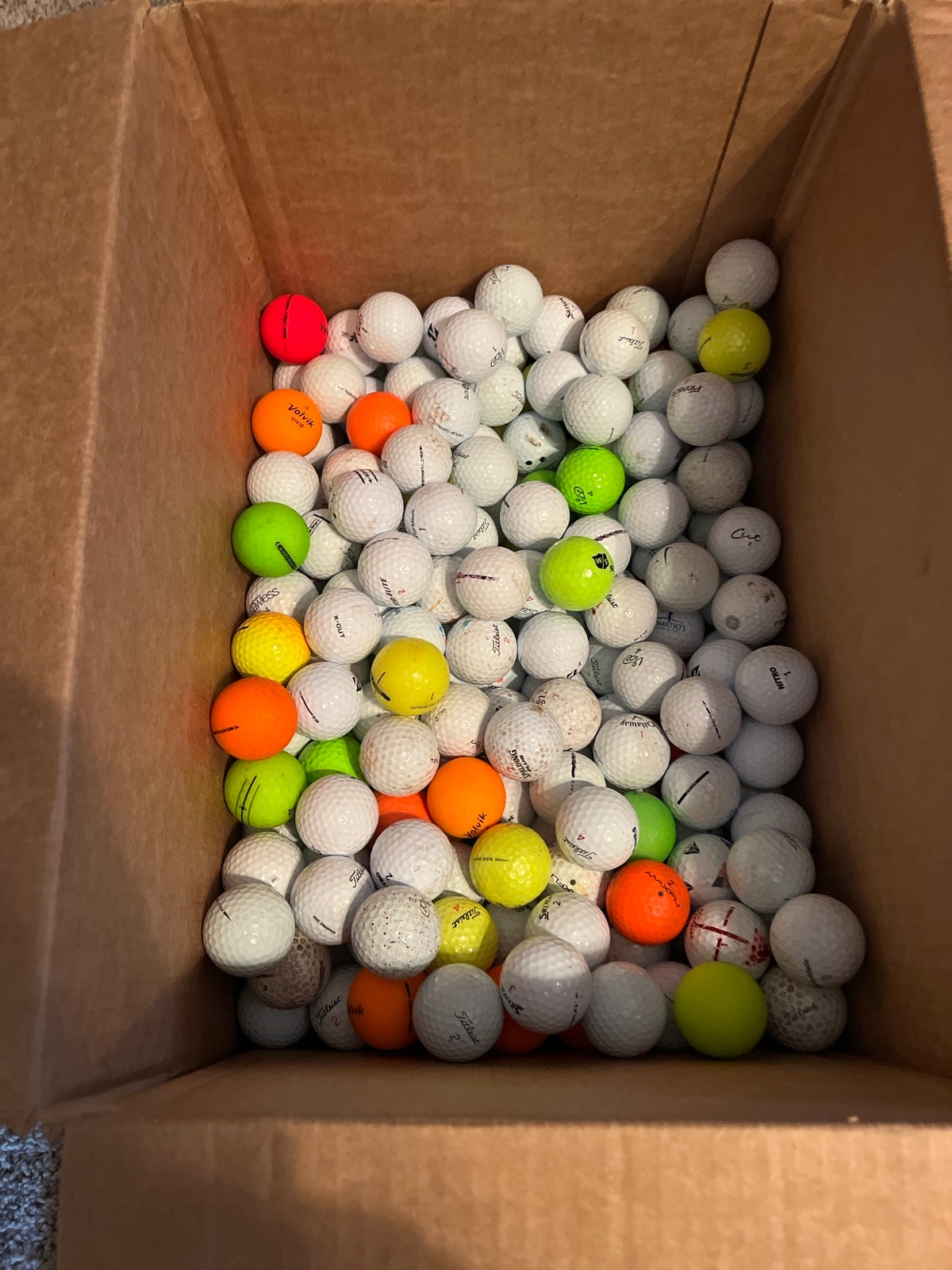 used golf balls lot of 272