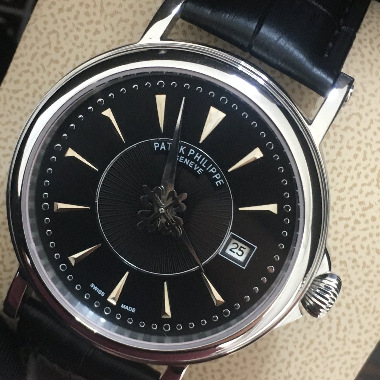 Vtg Mens Watch 40MM