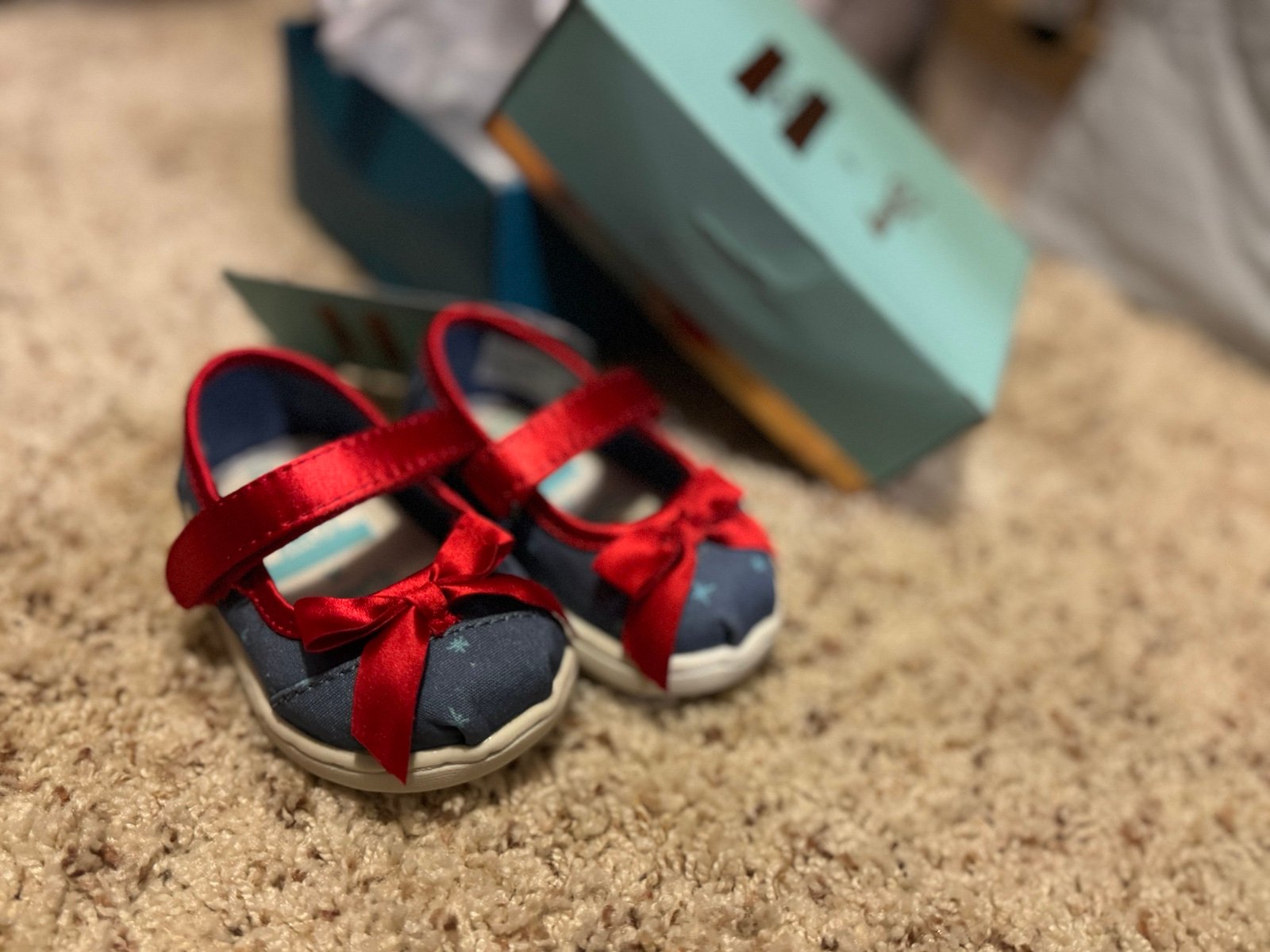 Snow White Tiny Toms