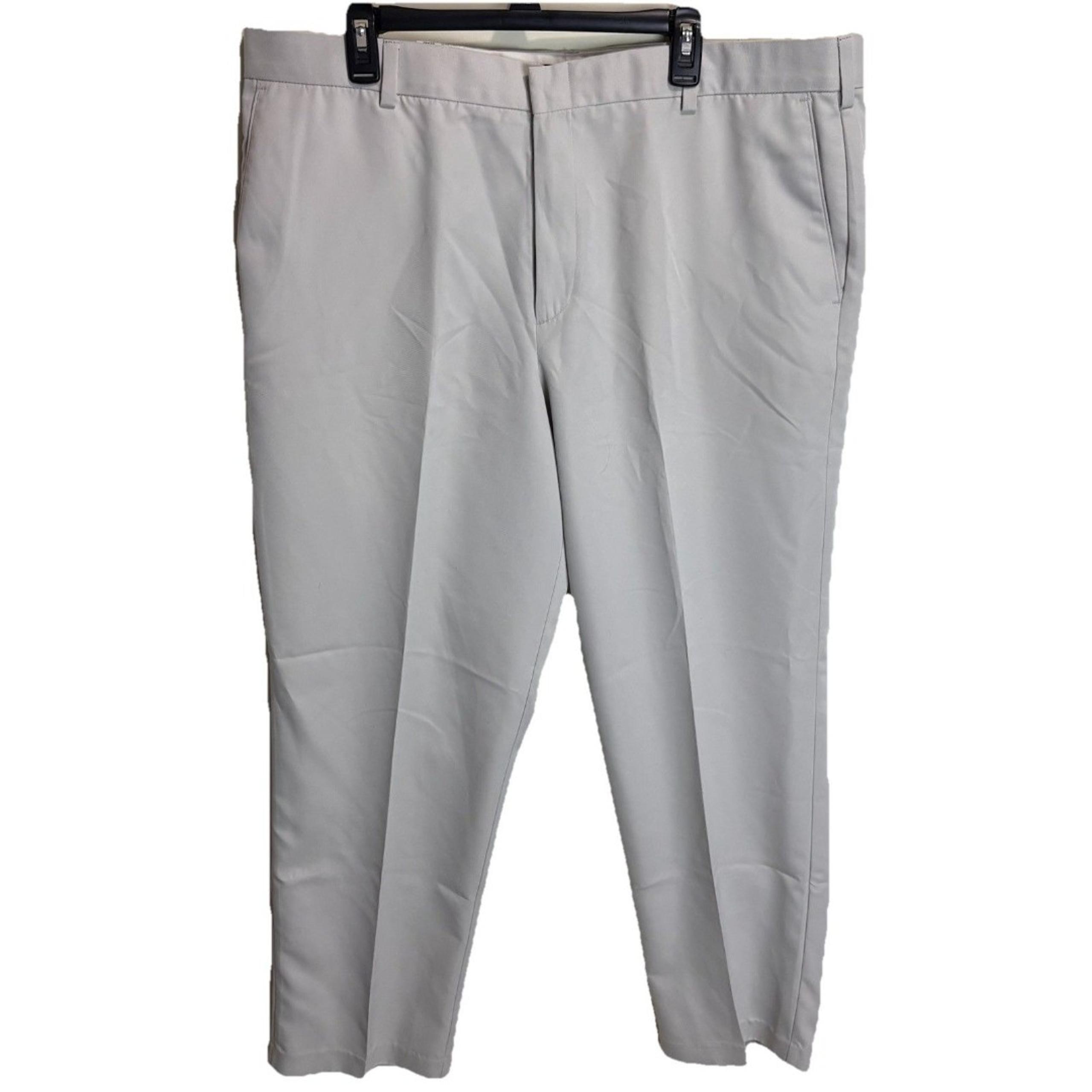 Dockers Golf Pants Khaki Gray Stone Relaxed Fit Chino Flat Front 42 X 32 New