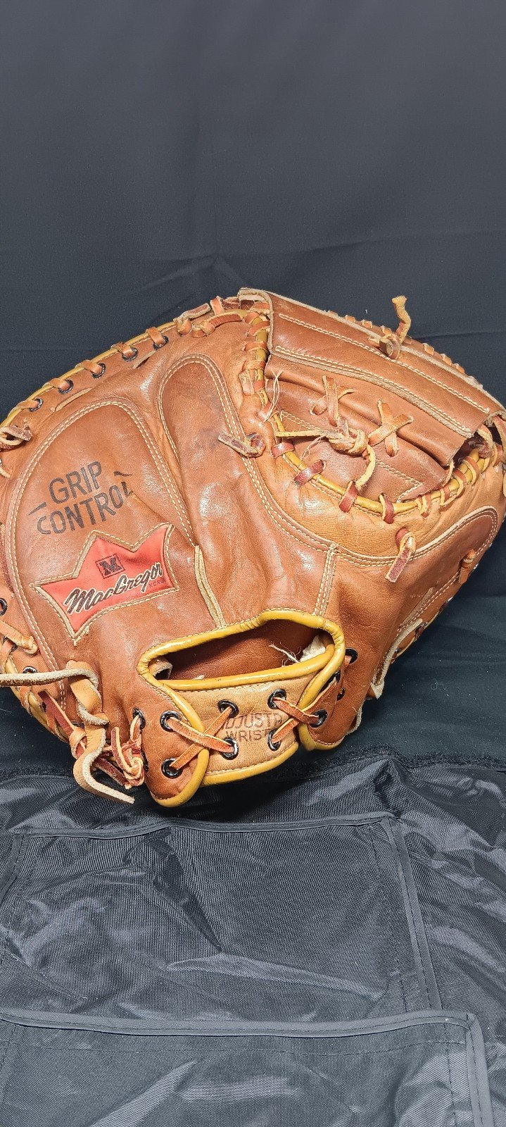 Vintage 1970's NY Yankees Thurman Munson Autograph Model C4TS Catchers Glove