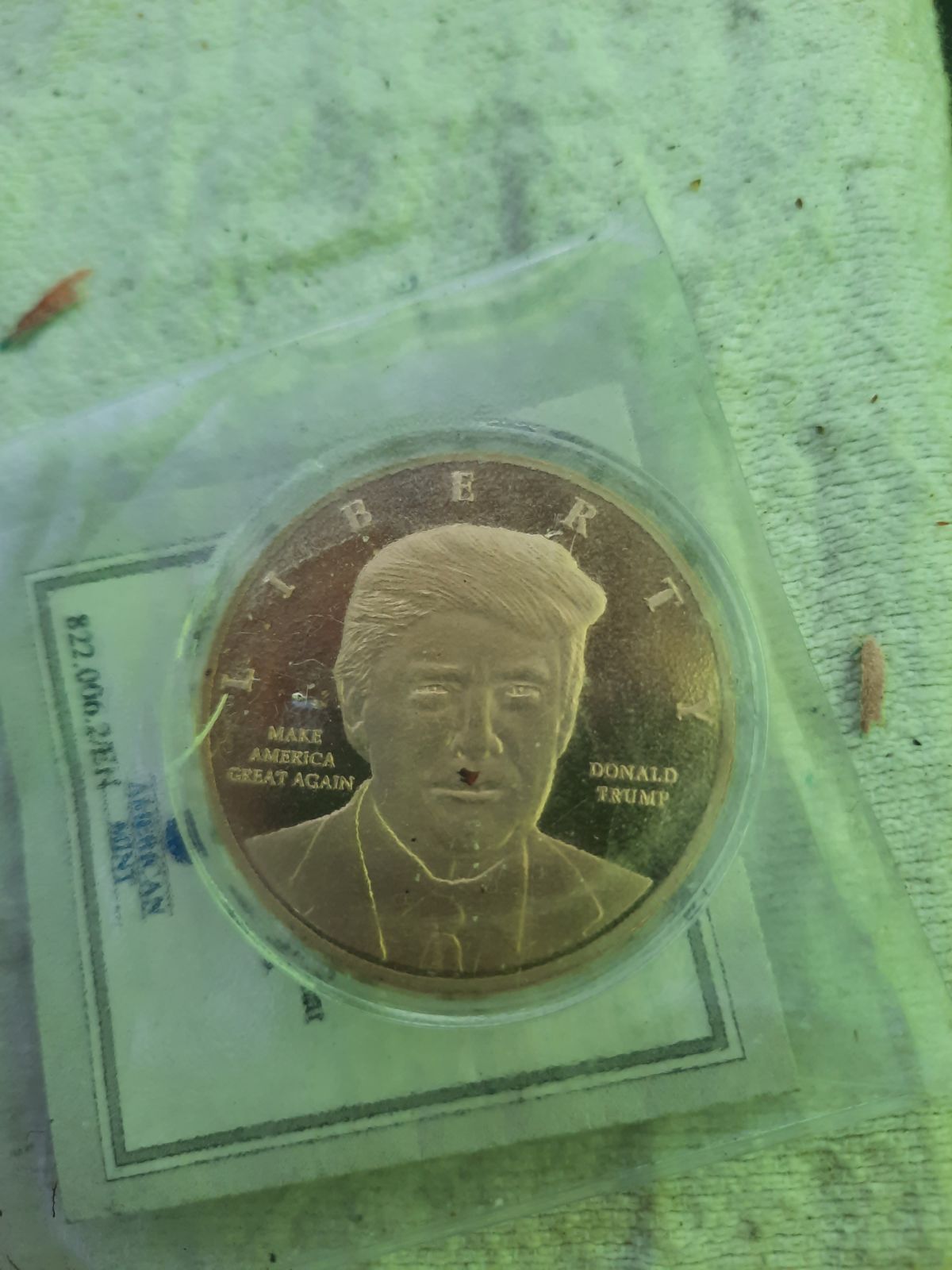 3 commemorative gold coins