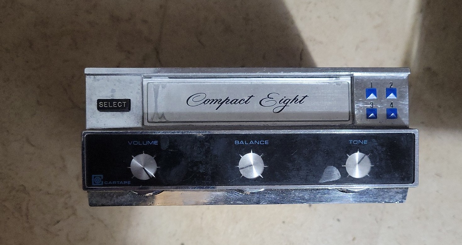 1972 CARTAPE CAR AUTO 8-TRACK STEREO TAPE MODEL CT-8500-4