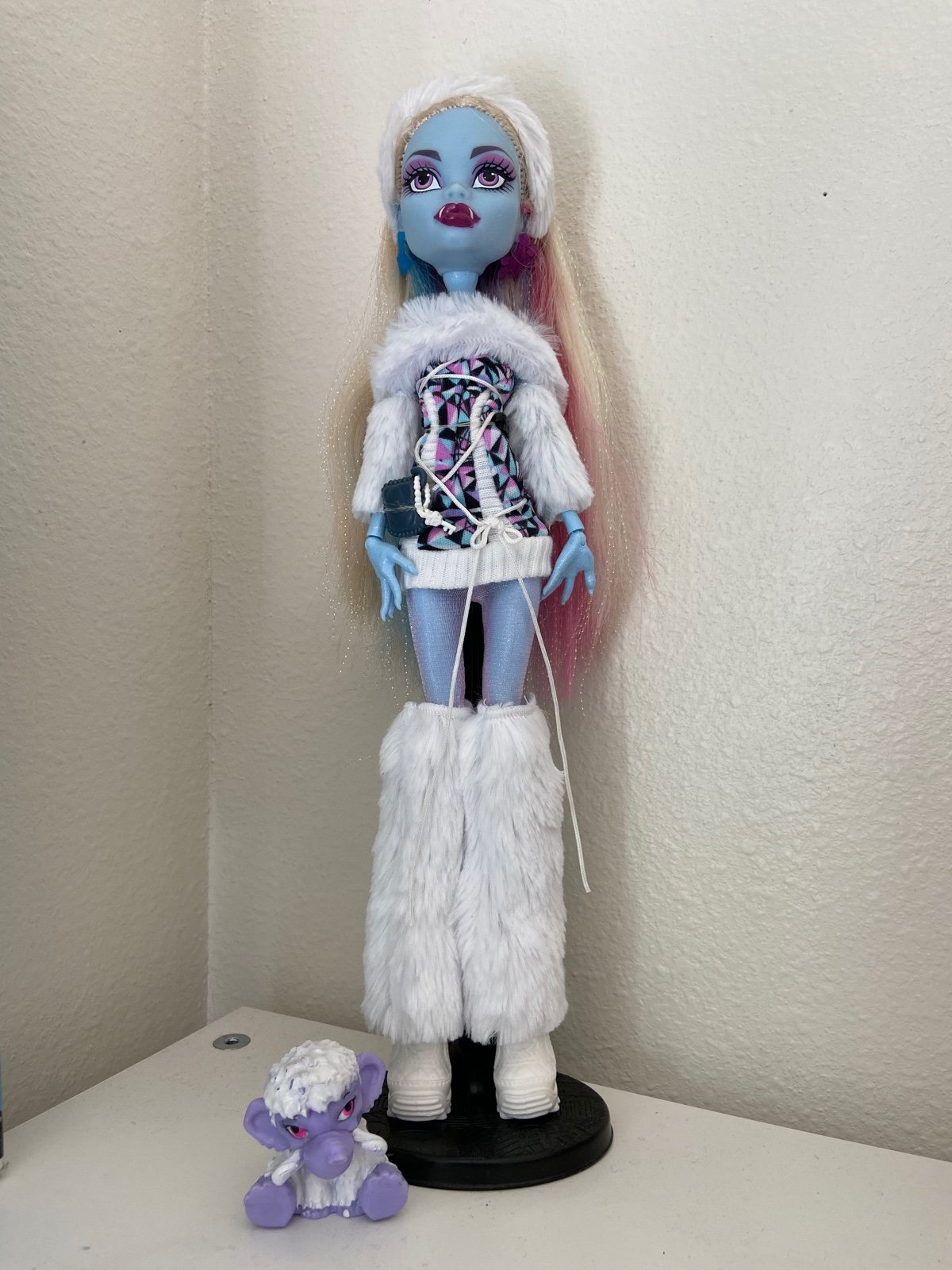 Monster high dolls Abby