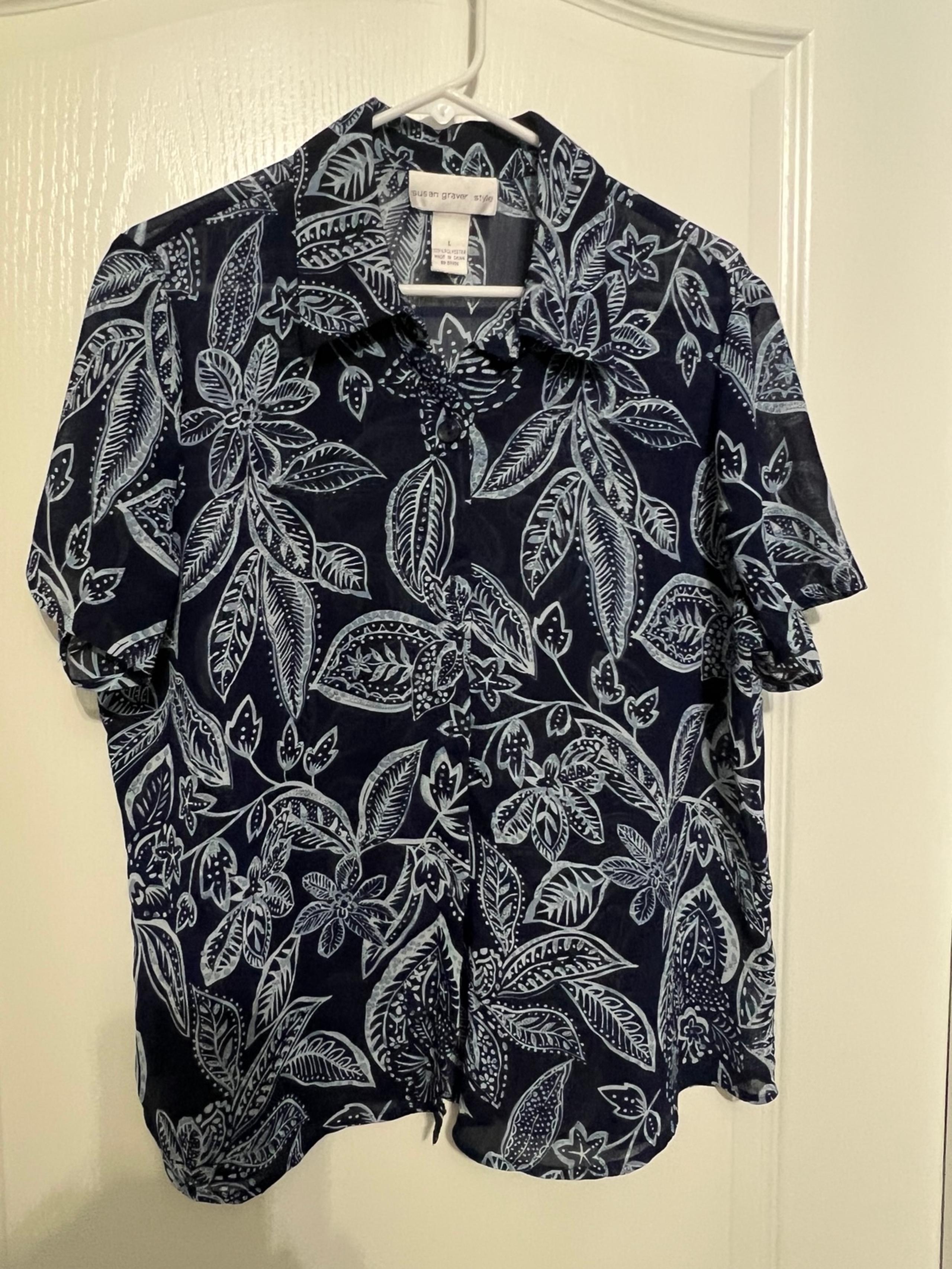 Susan Graver button top, L-XL