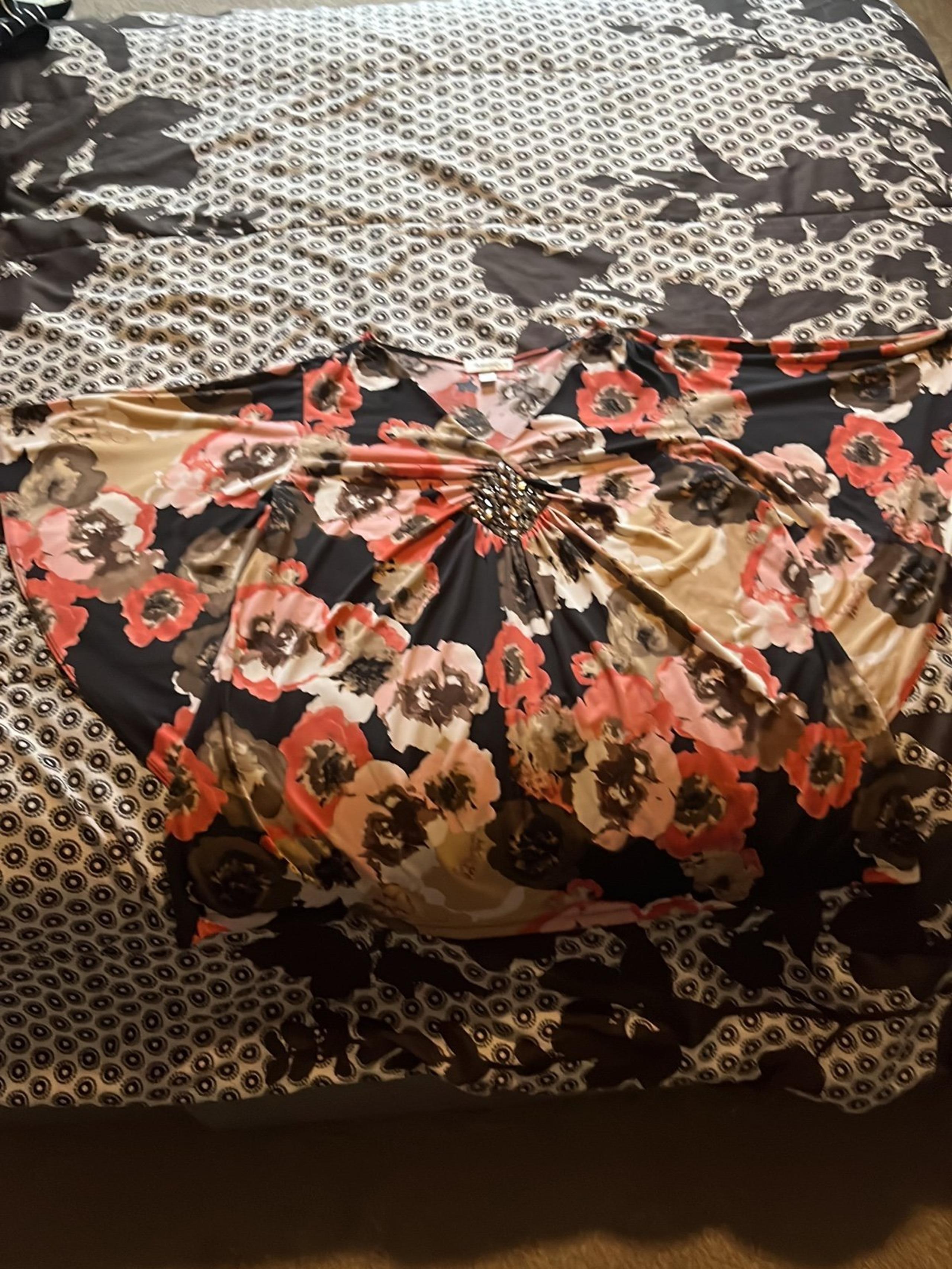 Dressbarn women’s size 14/16 shirt beautiful blouse Dress Barn #92