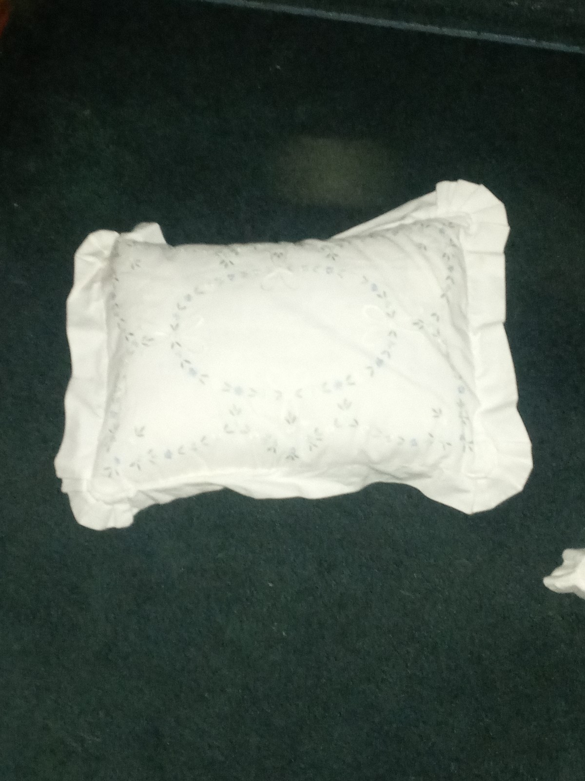 Vintage decorative pillows bundle