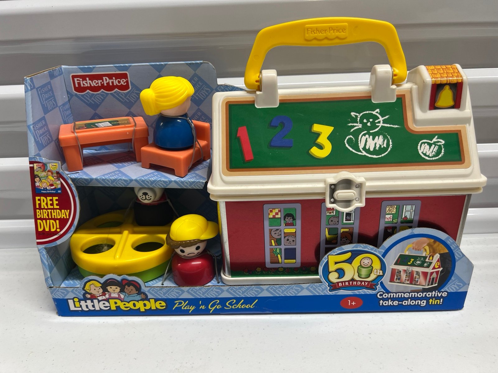 Fisher-Price Little People Play ‘n Go School - NEW
