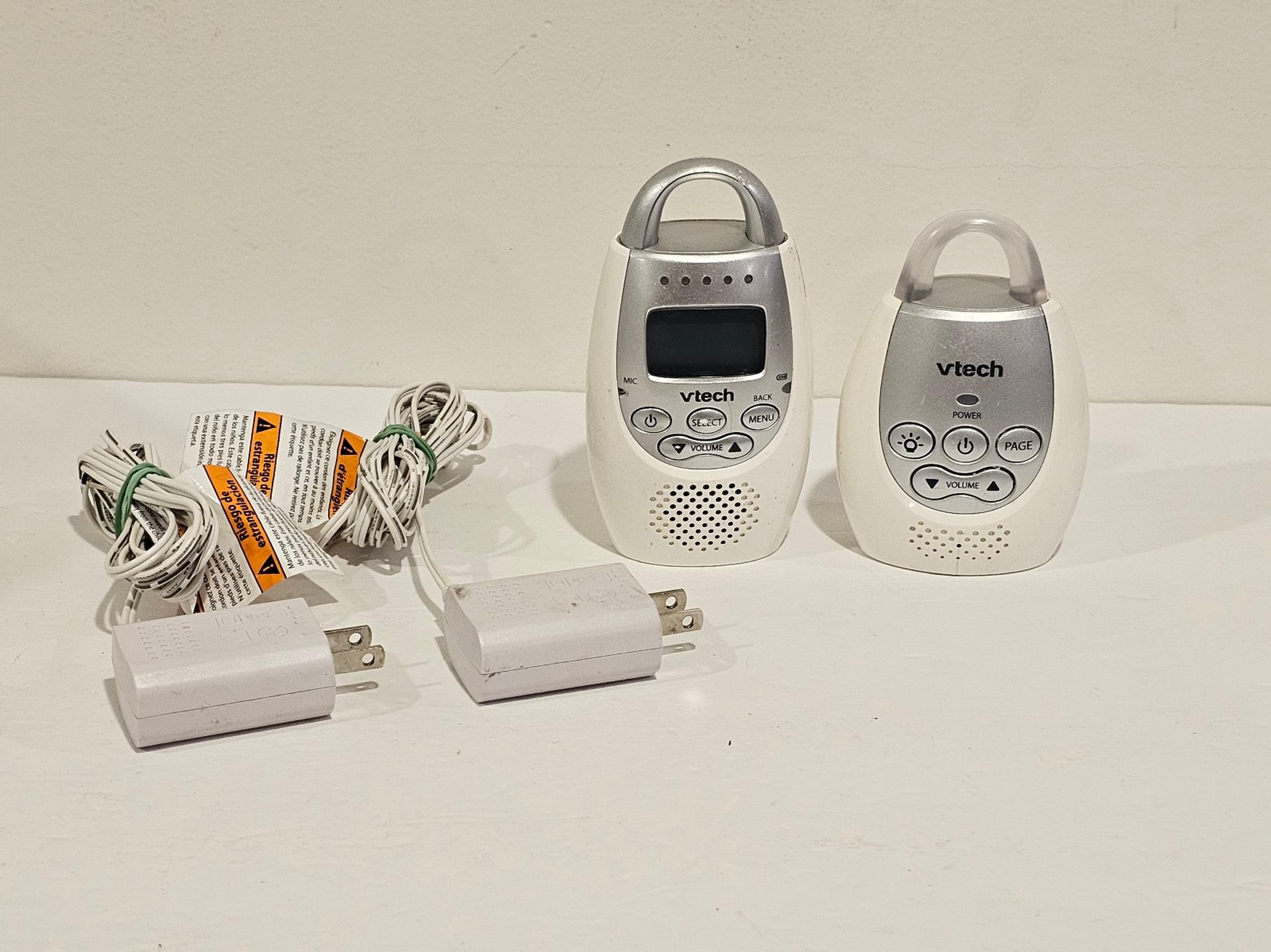 VTech DM221-2 Digital Audio Baby Monitor with Parent Unit and Power Cords