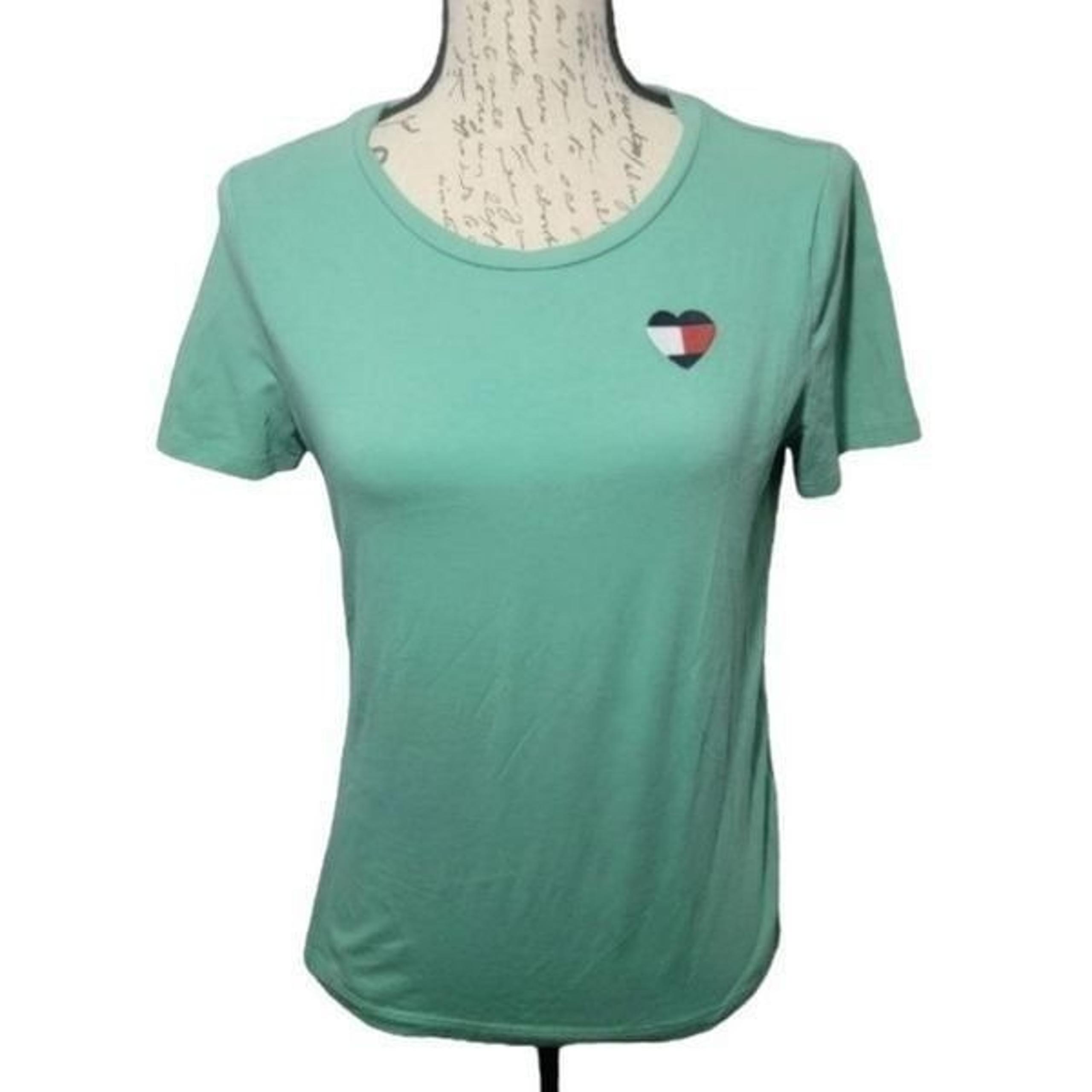 Tommy Hilfiger Small Green Heart Logo Tee Shirt Short Sleeves Womens