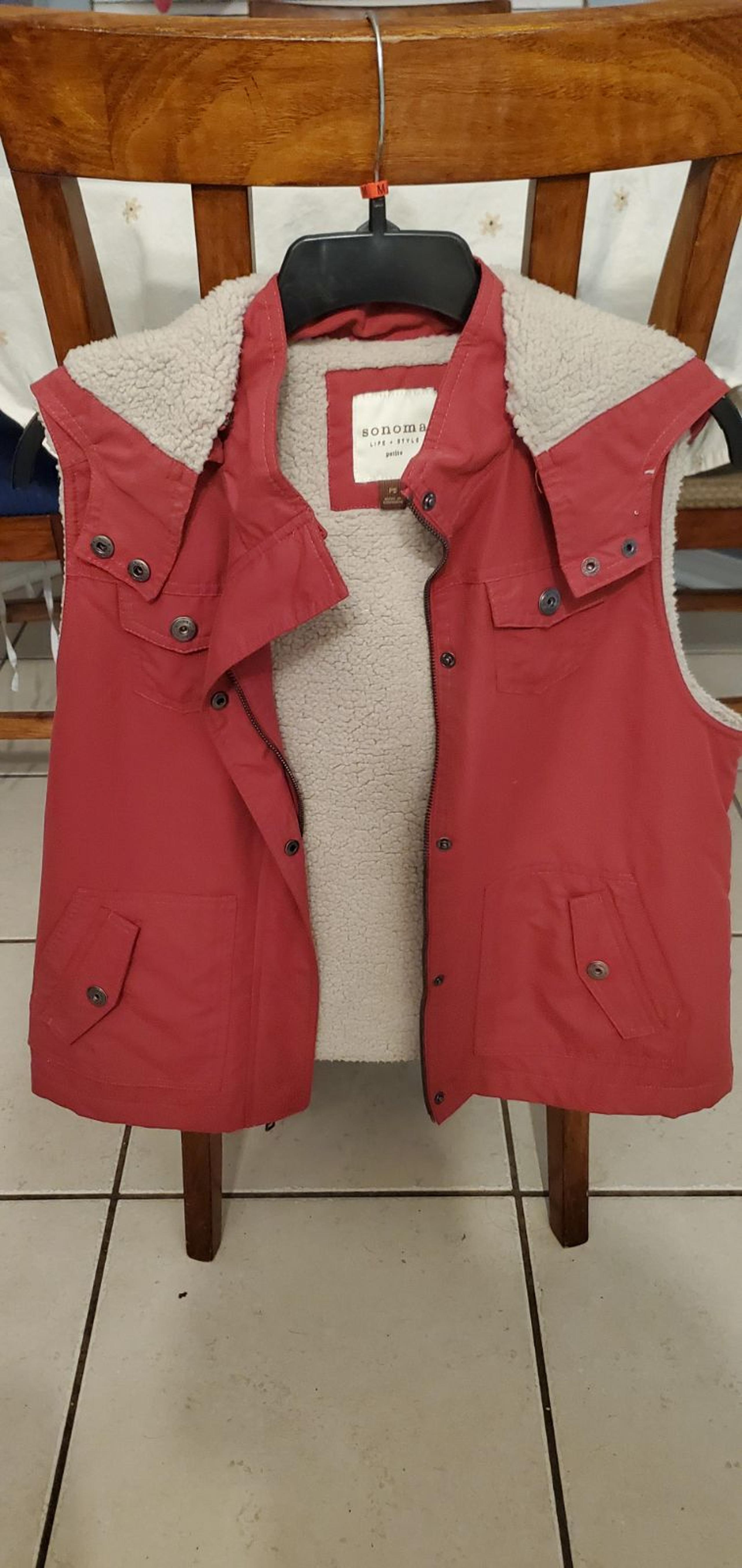 Sonoma womans vest with detachable hood