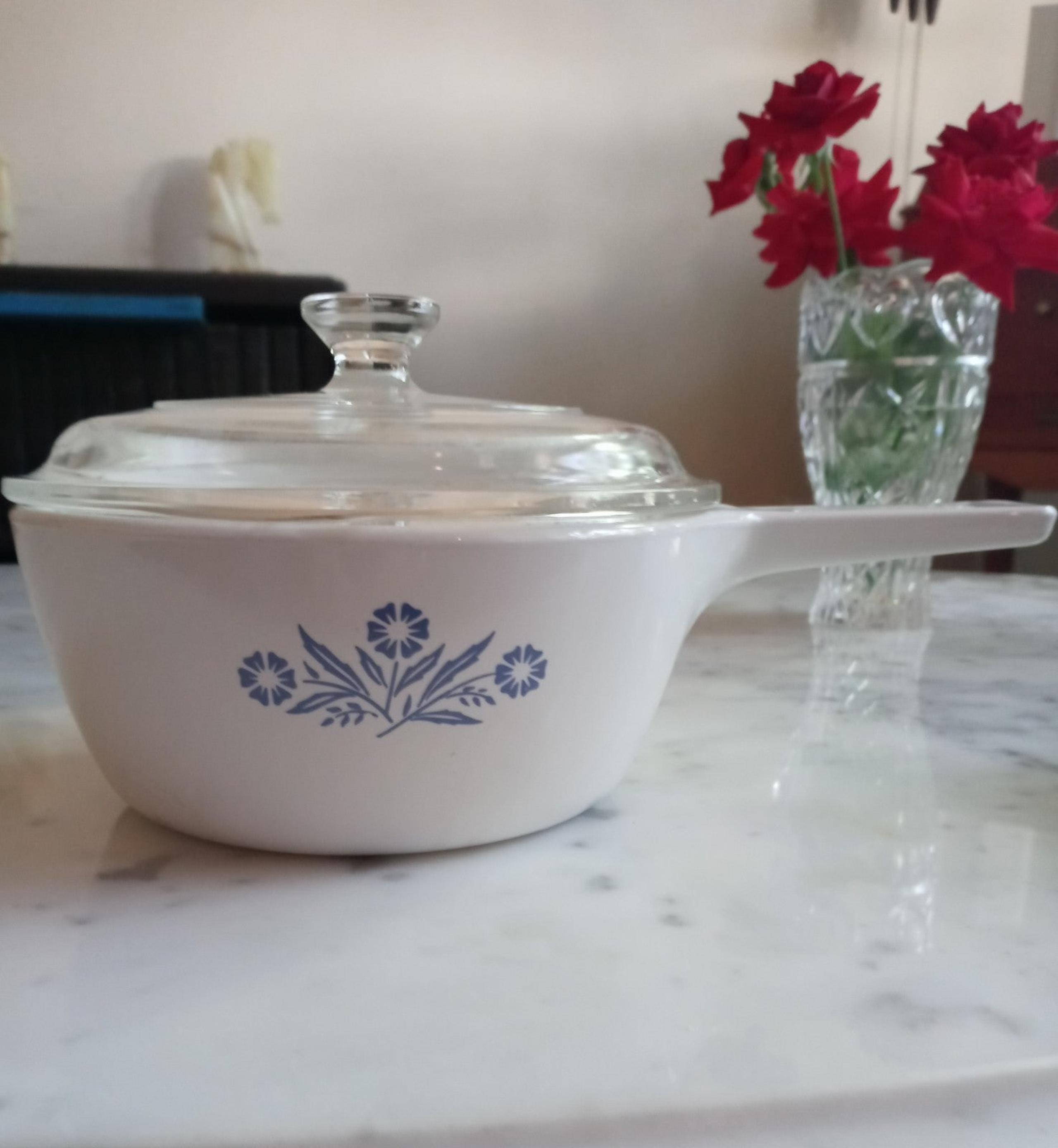 Vintage Corning Ware sauce pan with lid