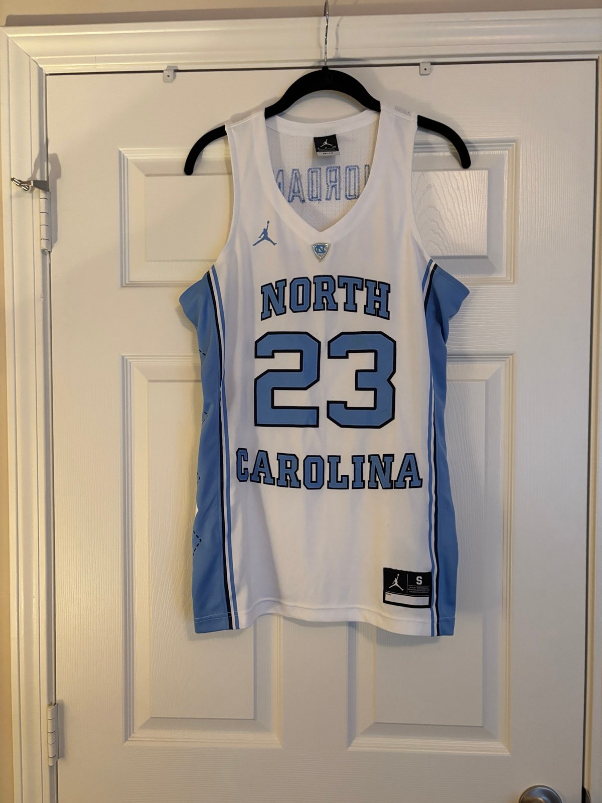 Nike Men’s UNC Micheal Jordan Jersey #23
