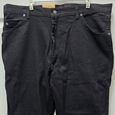 Wrangler Regular Black Instant Comfort Jean 42 x 29
