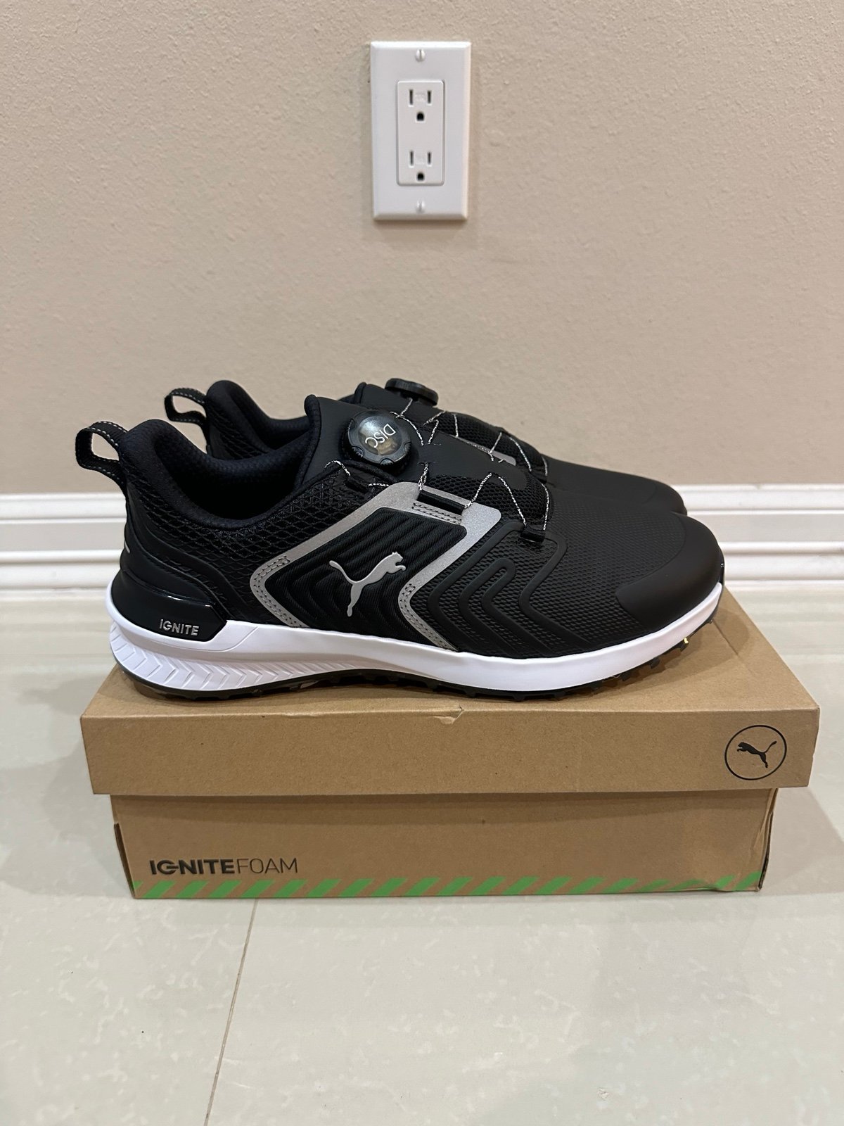 Puma Mens Ignite Innovate DISC Golf Shoes Size 8 Black White