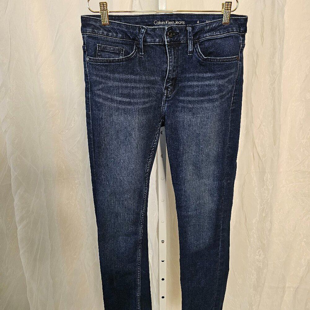Calvin Klein Slim Boyfriend Jeans - Size 4, Blue