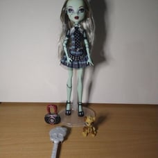 Monster High *FIRST WAVE* Frankie Stein Rare Doll
