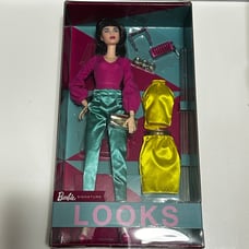 Exclusive Barbie Signature Looks 2023 #19 MIX and MATCH FASHIONS